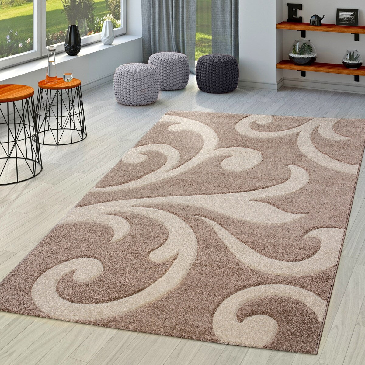 Tapis moderne à motif floral avec contour découpé