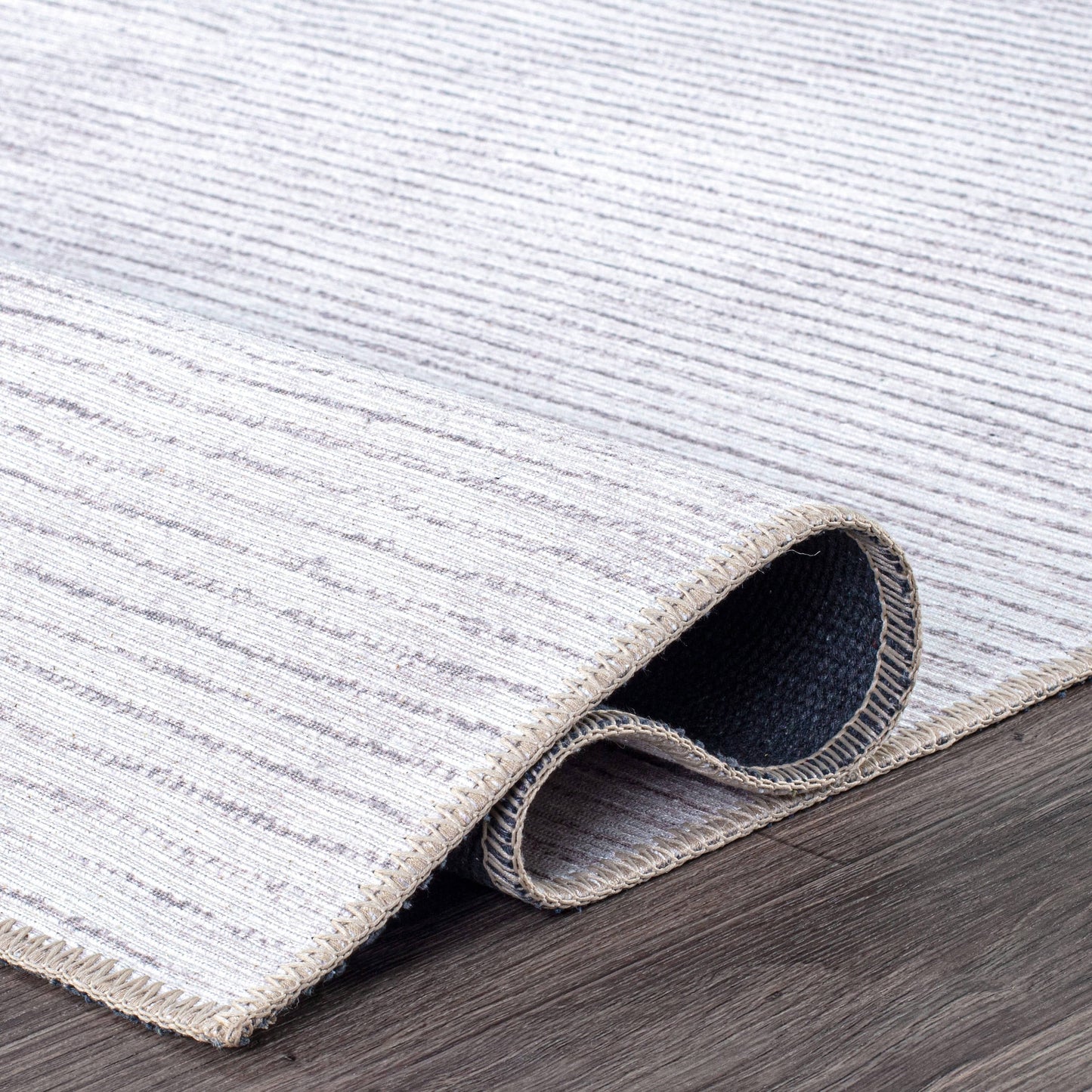 Tapis contemporain à rayures vieillies lavable en machine