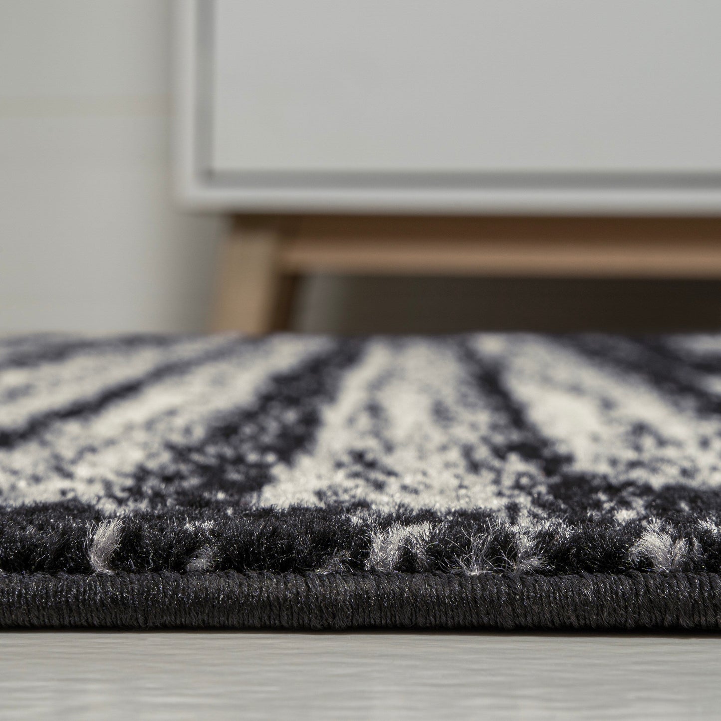 JONATHAN Y Aksil Modern Berber Stripe Area Rug