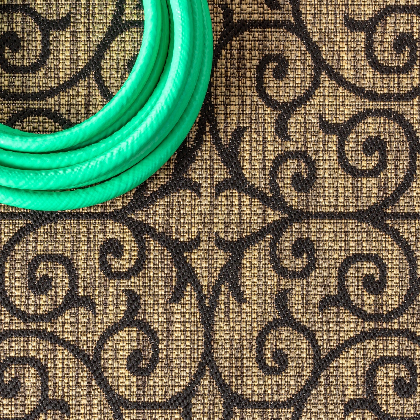 Tapis d'intérieur/extérieur texturé JONATHAN Y Ourika