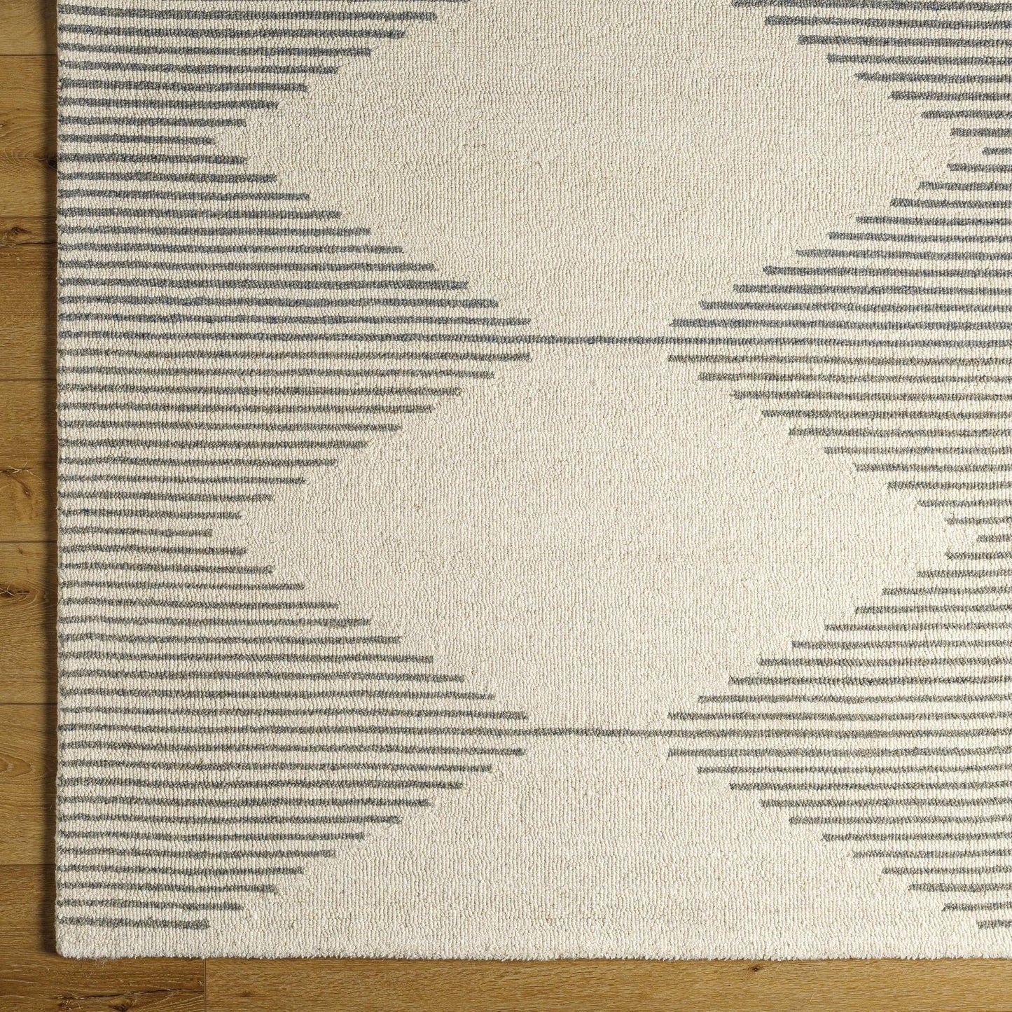 Tapis touffeté à la main minimaliste Livabliss Granada à motif losanges