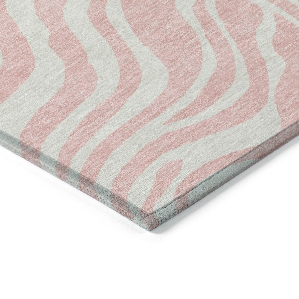 Machine Washable Indoor/ Outdoor Modern Animal Print Chantille Rug