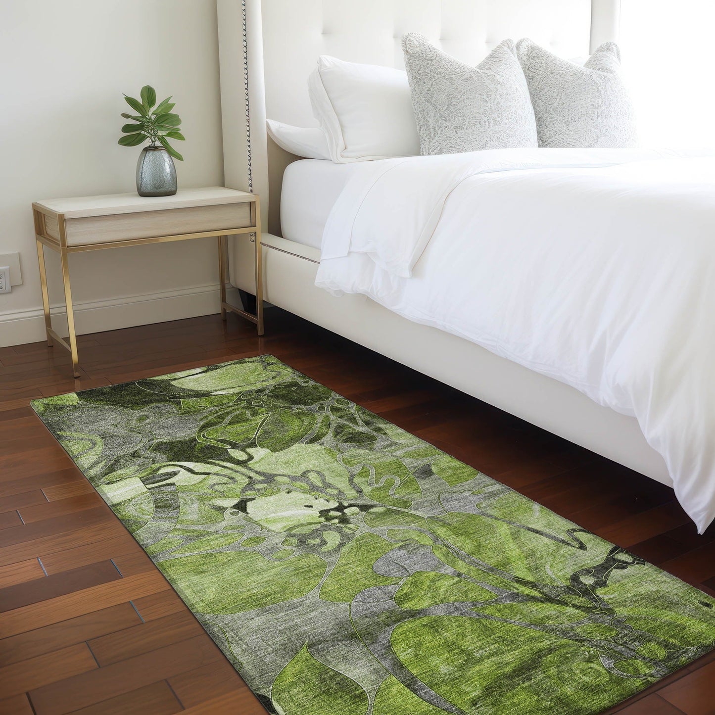 Machine Washable Indoor/ Outdoor Modern Floral Chantille Rug