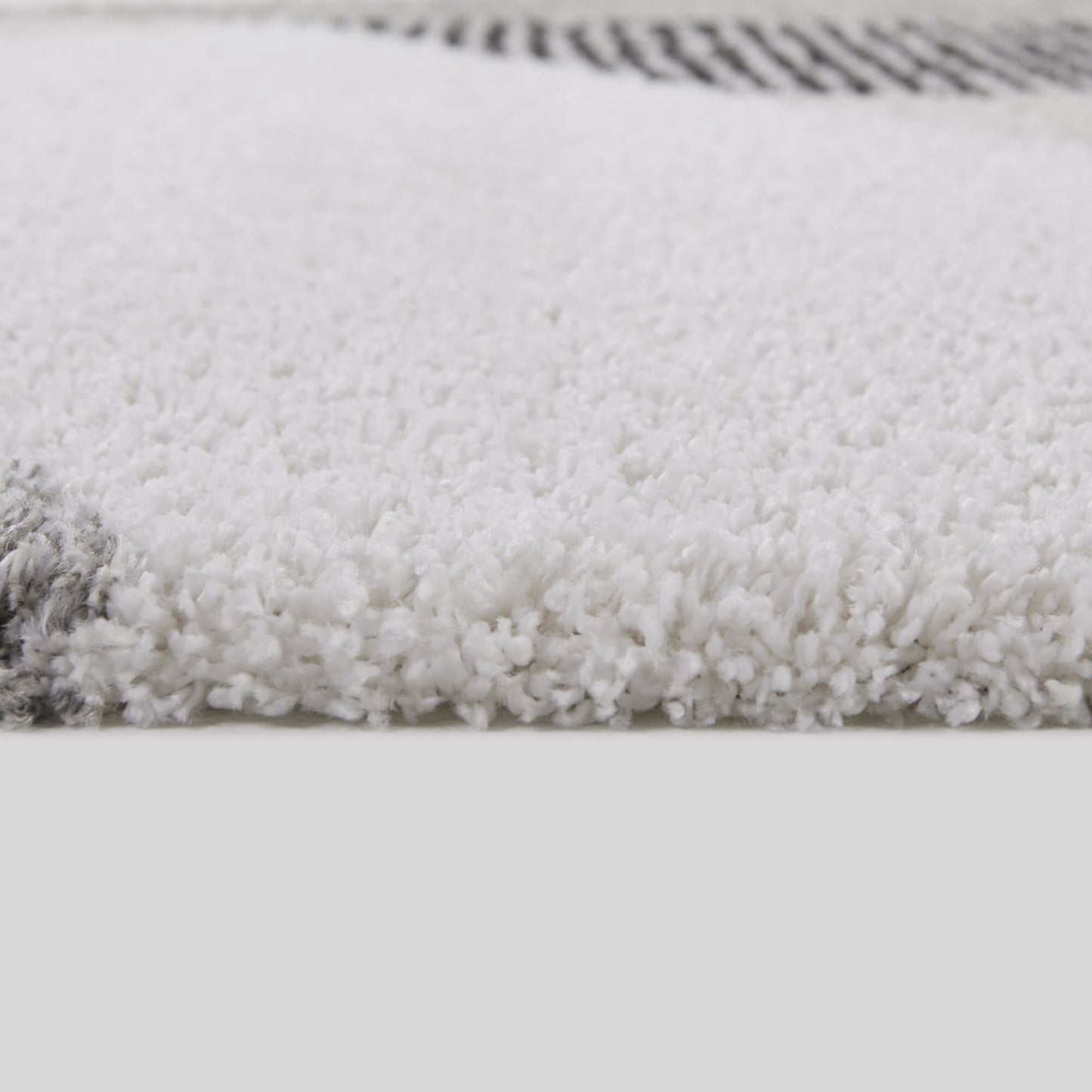 Tapis à poils longs Merril de style moderne du milieu du siècle, à blocs de couleurs