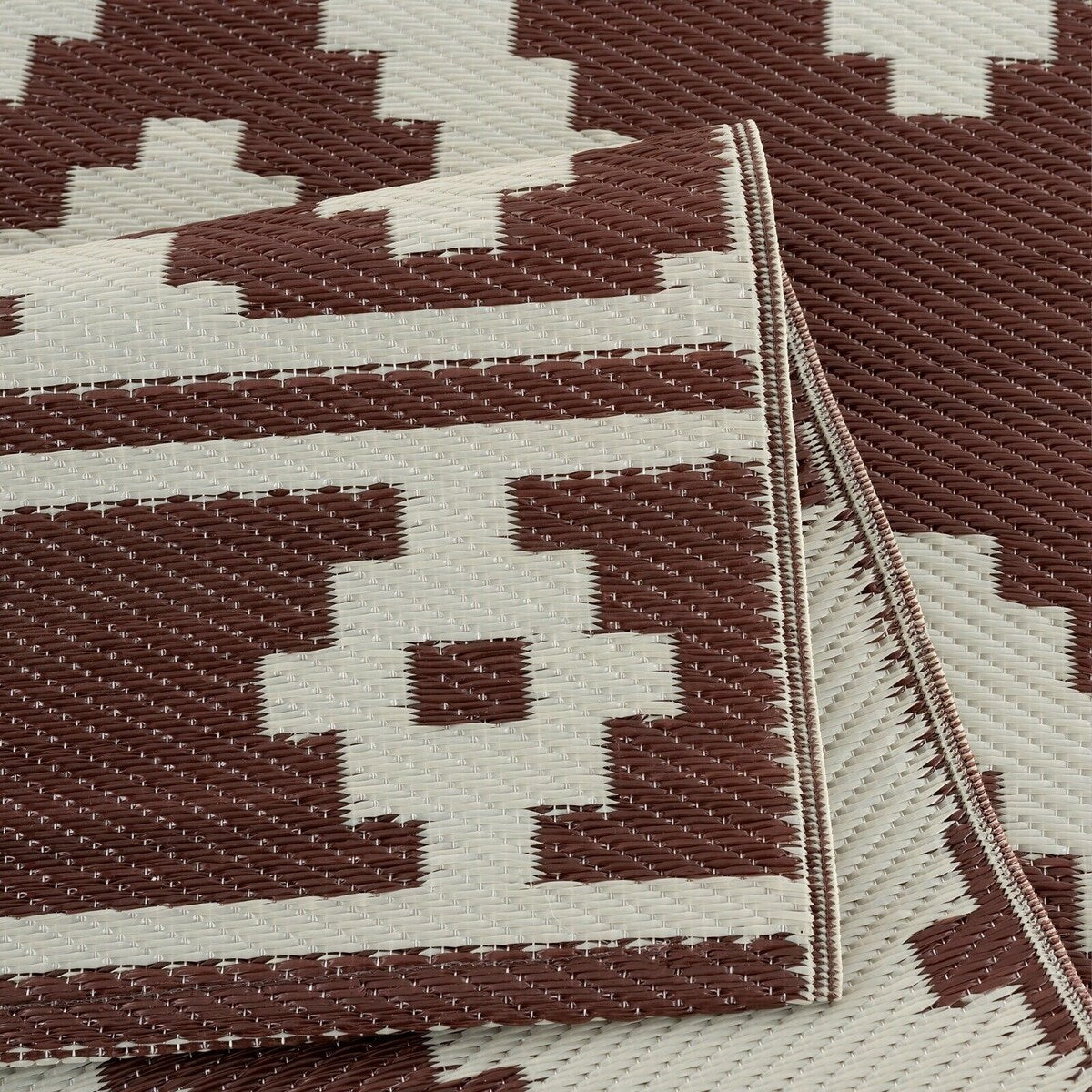 Tapis d'extérieur léger en plastique 100 % écologique de Milan Design