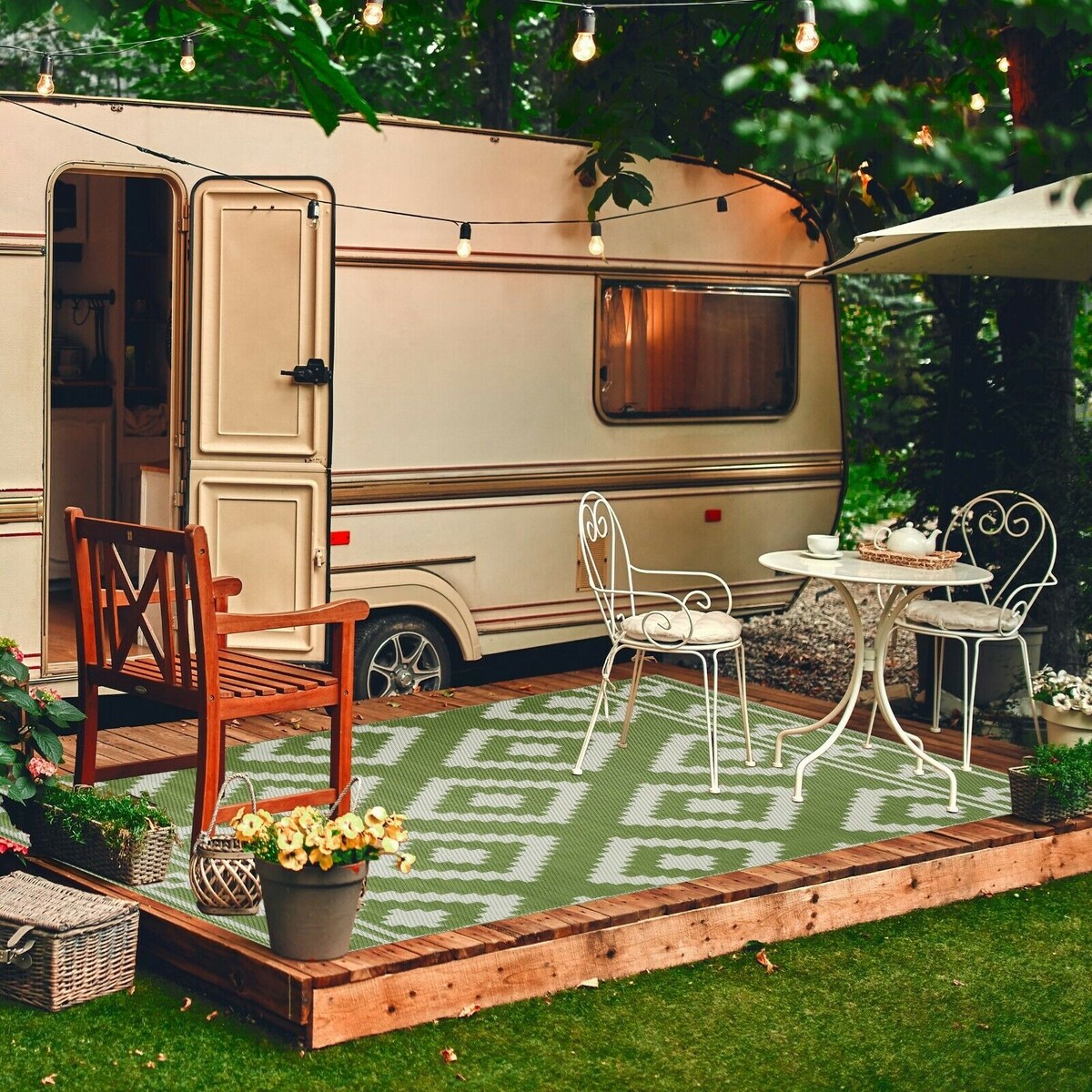 Tapis d'extérieur léger en plastique 100 % écologique de Milan Design