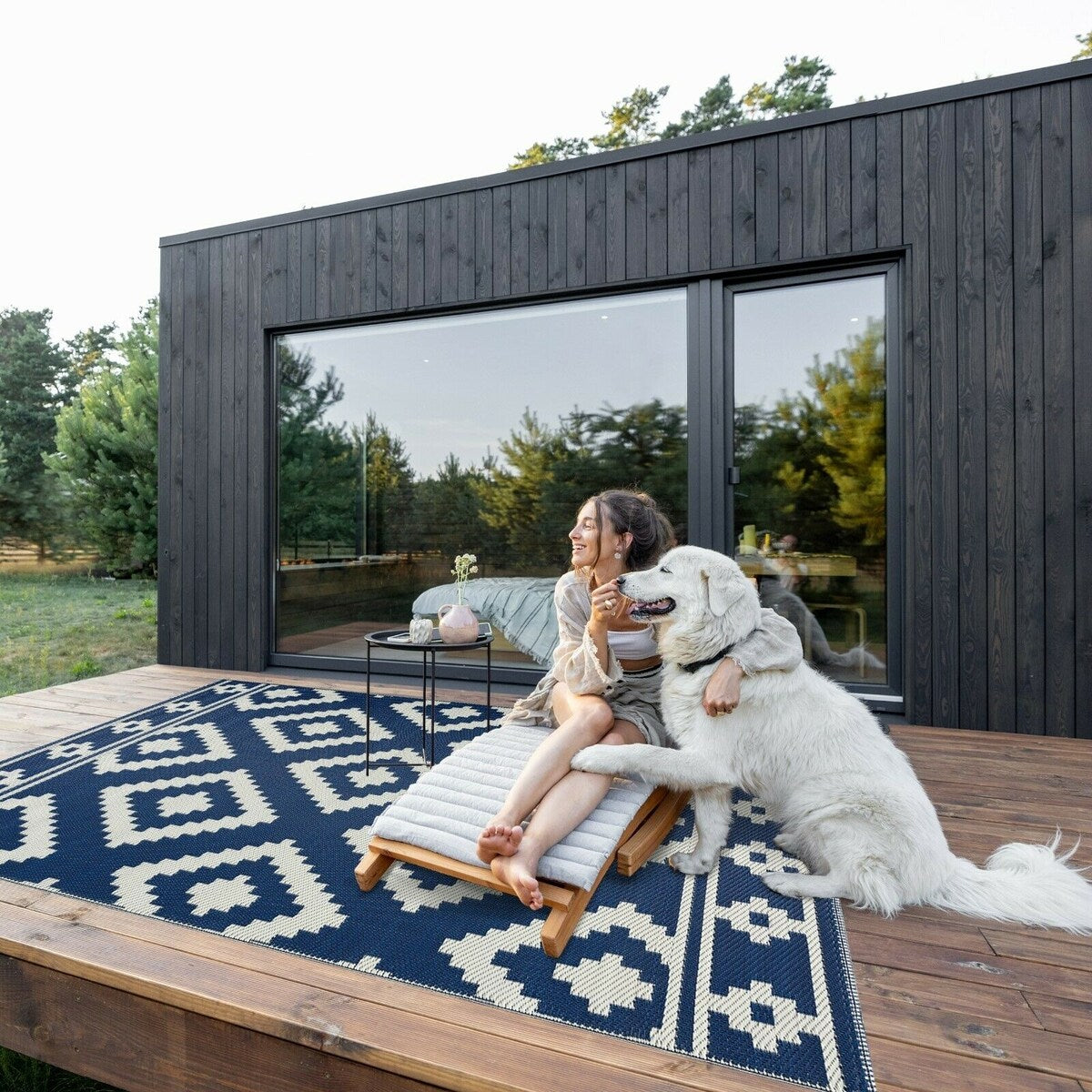 Tapis d'extérieur léger en plastique 100 % écologique de Milan Design