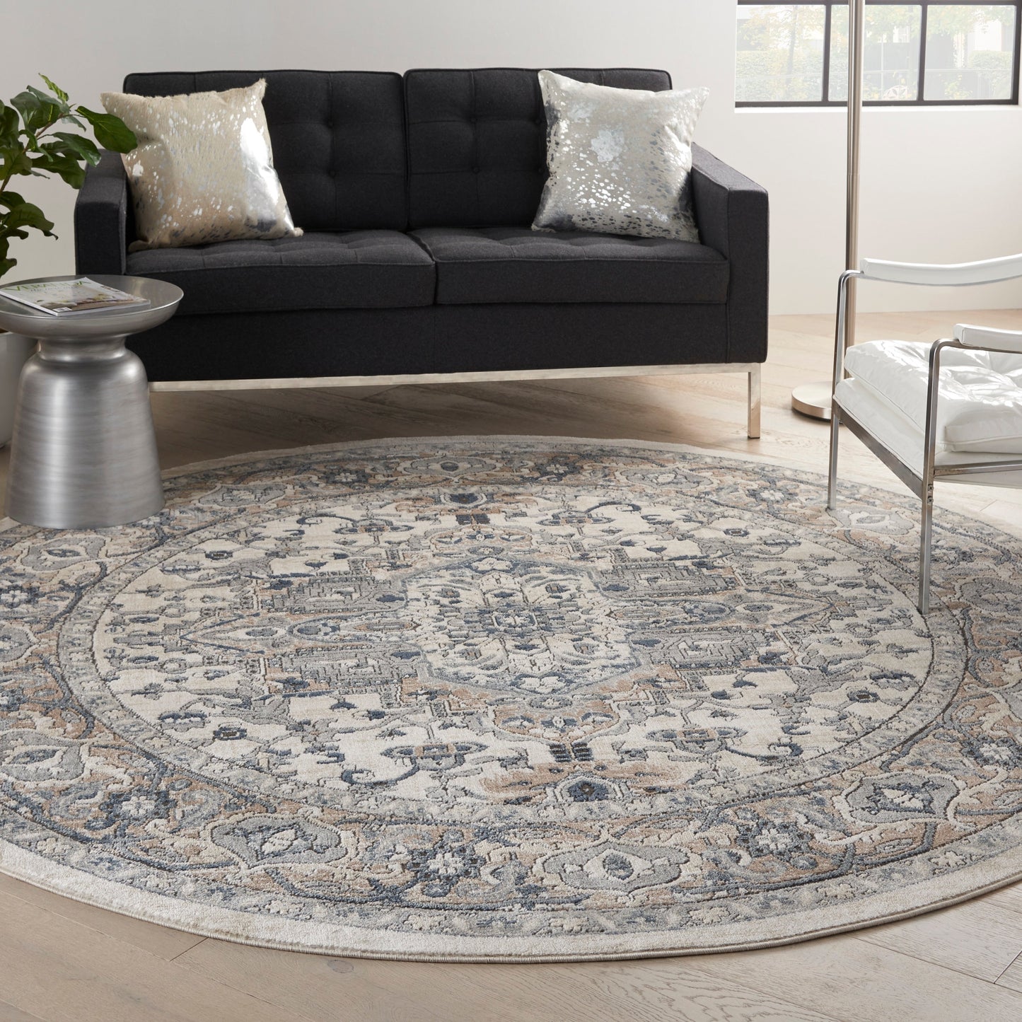 Tapis médaillon persan classique Nourison Concerto.