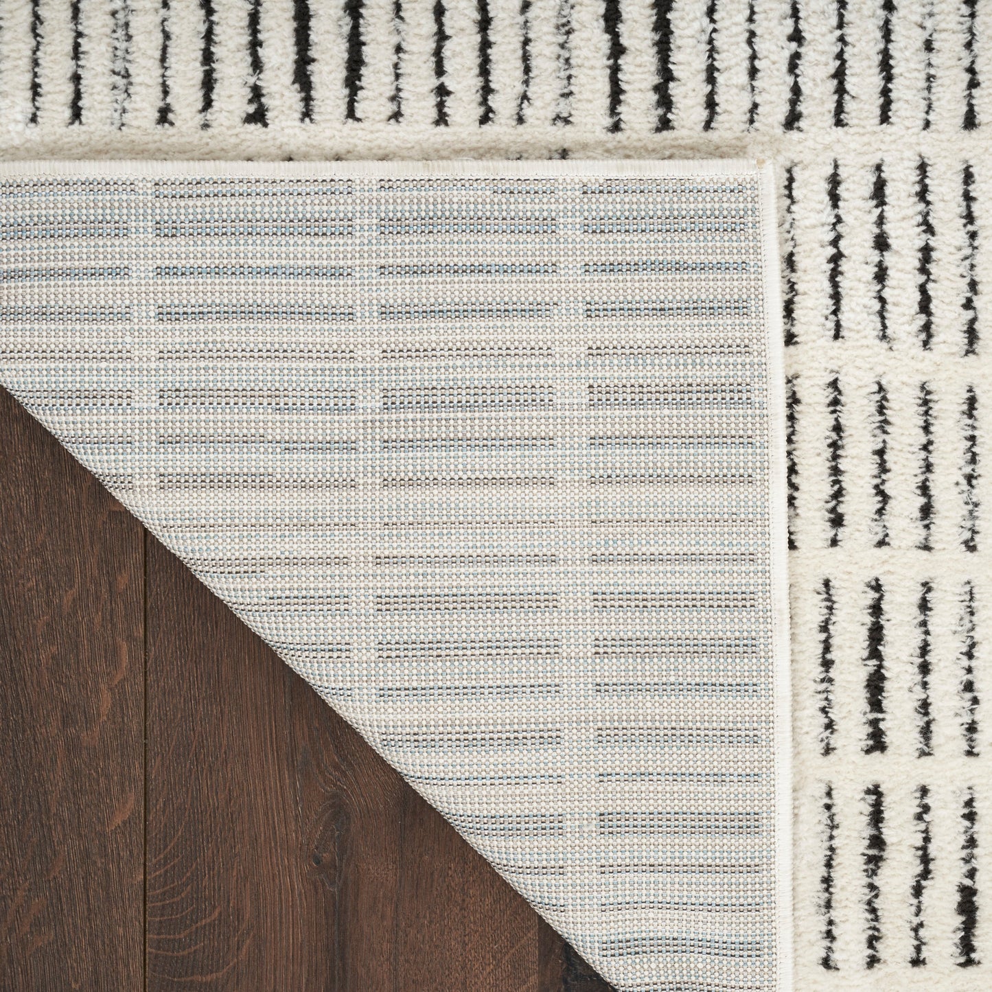 Tapis d'intérieur abstrait moderne et confortable Nourison