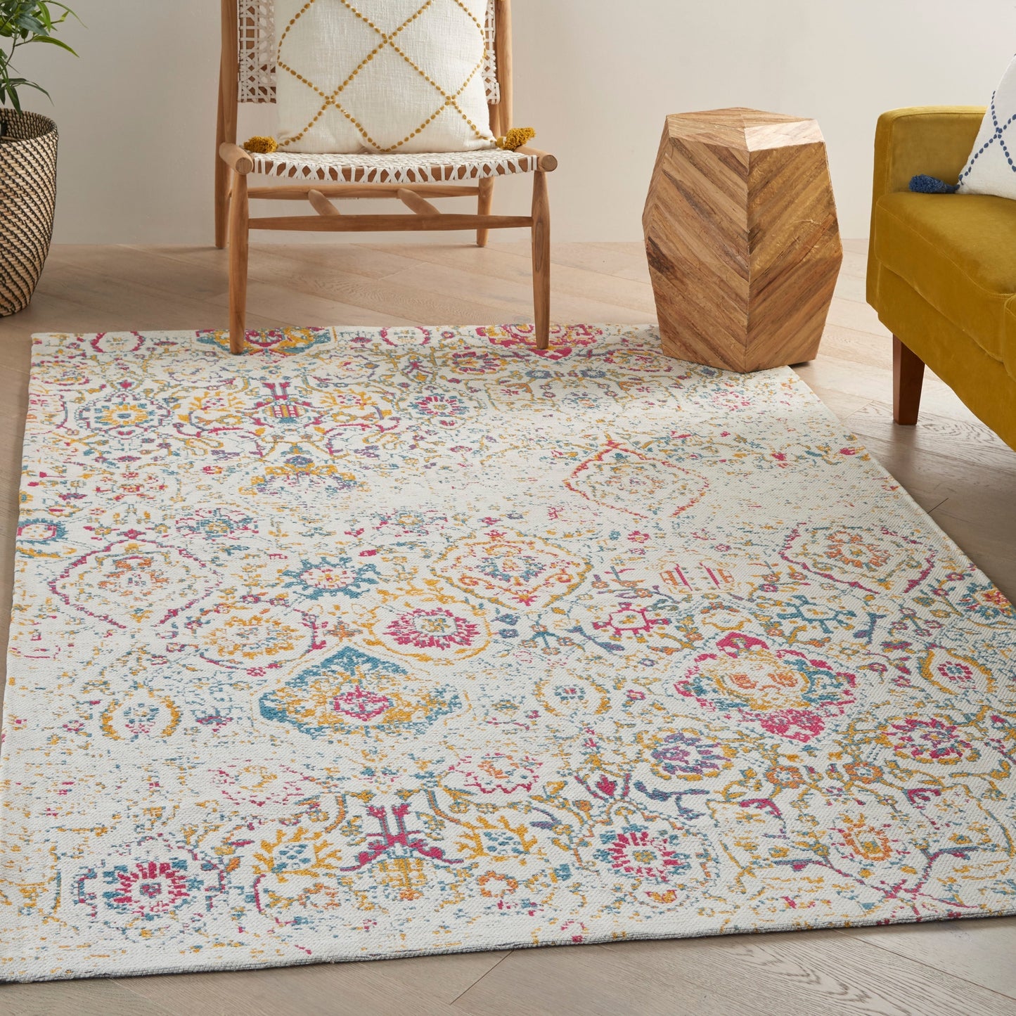 Tapis contemporain Nourison Damask vieilli