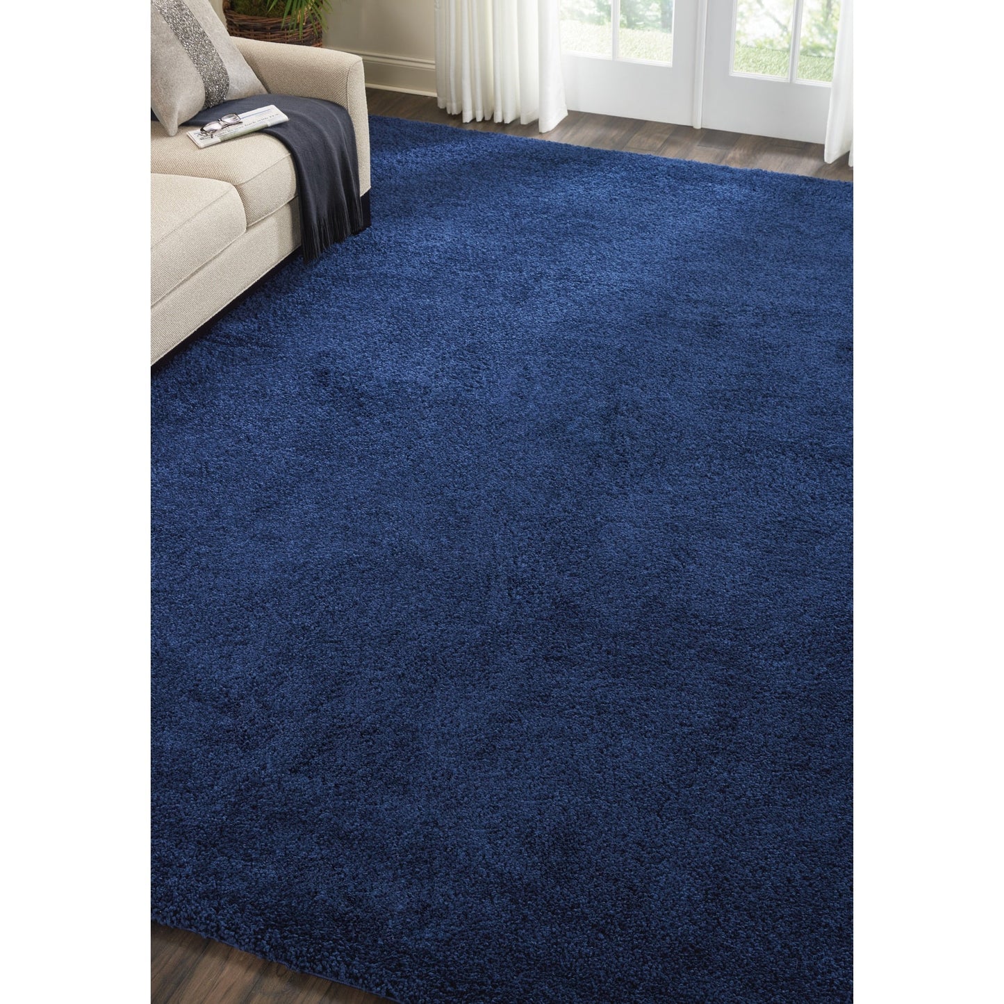 Tapis moderne en peluche solide Nourison Malibu Shag