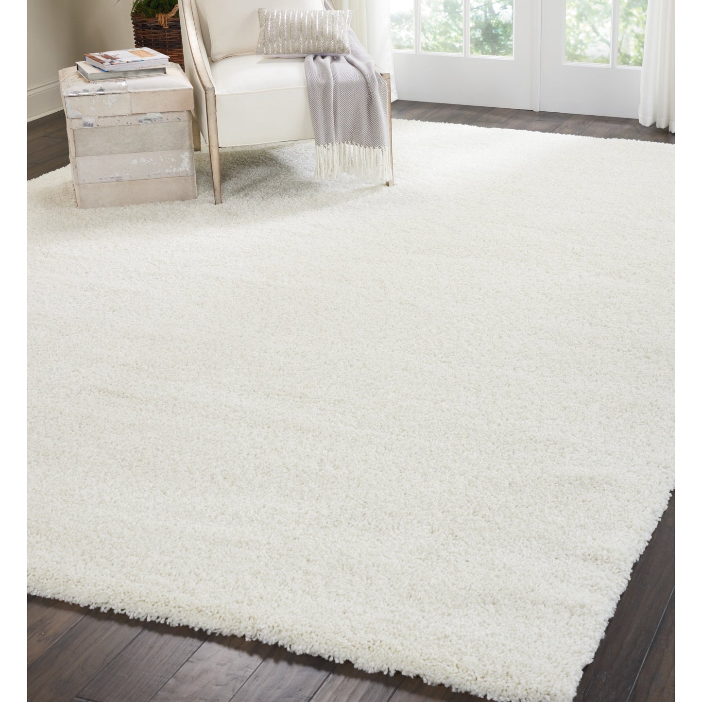 Tapis moderne en peluche solide Nourison Malibu Shag