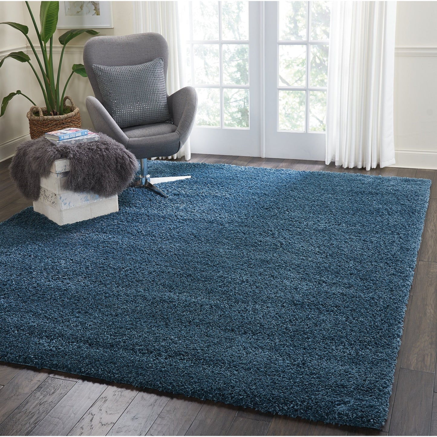 Tapis moderne en peluche solide Nourison Malibu Shag