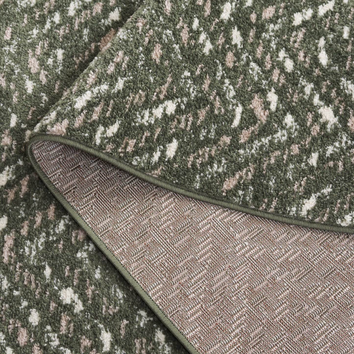 Tapis Adirondack Hildegard Chevron vieilli SAFAVIEH