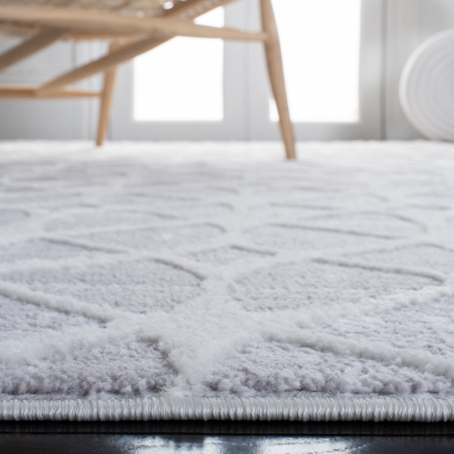 Tapis géométrique vieilli SAFAVIEH Amelia Tanasa