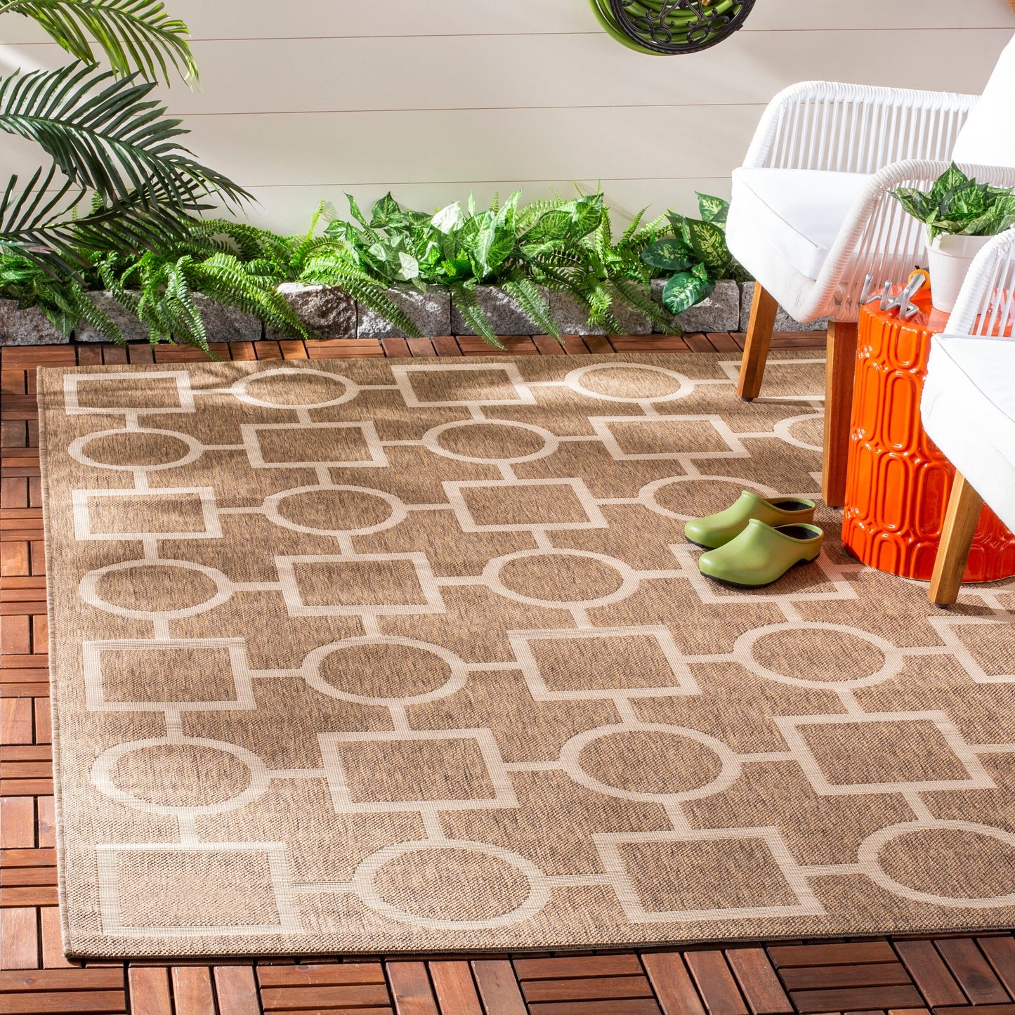 Tapis de jardin imperméable pour intérieur/extérieur SAFAVIEH Courtyard Lilya