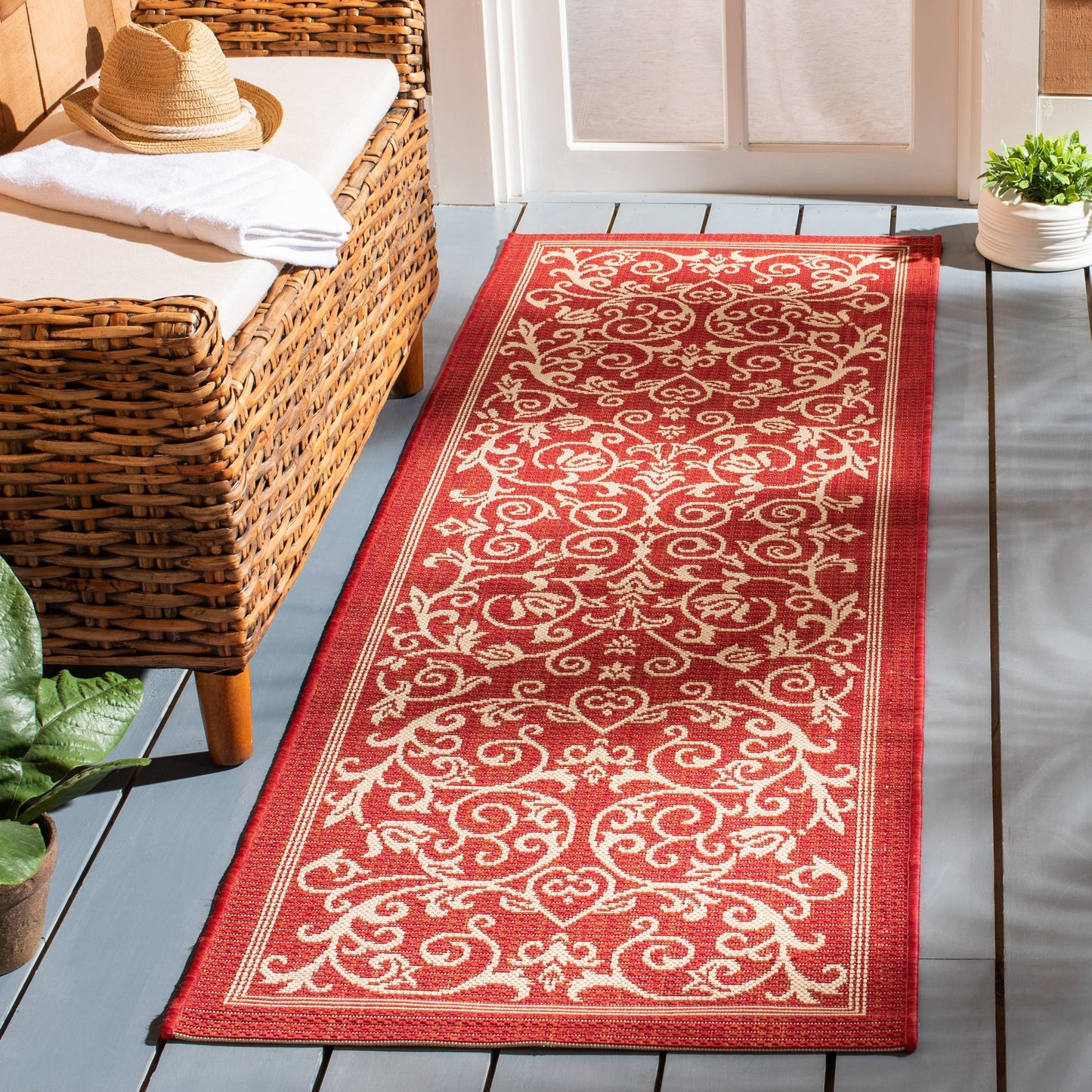 Tapis de jardin imperméable d'intérieur/extérieur SAFAVIEH Courtyard Miljeta