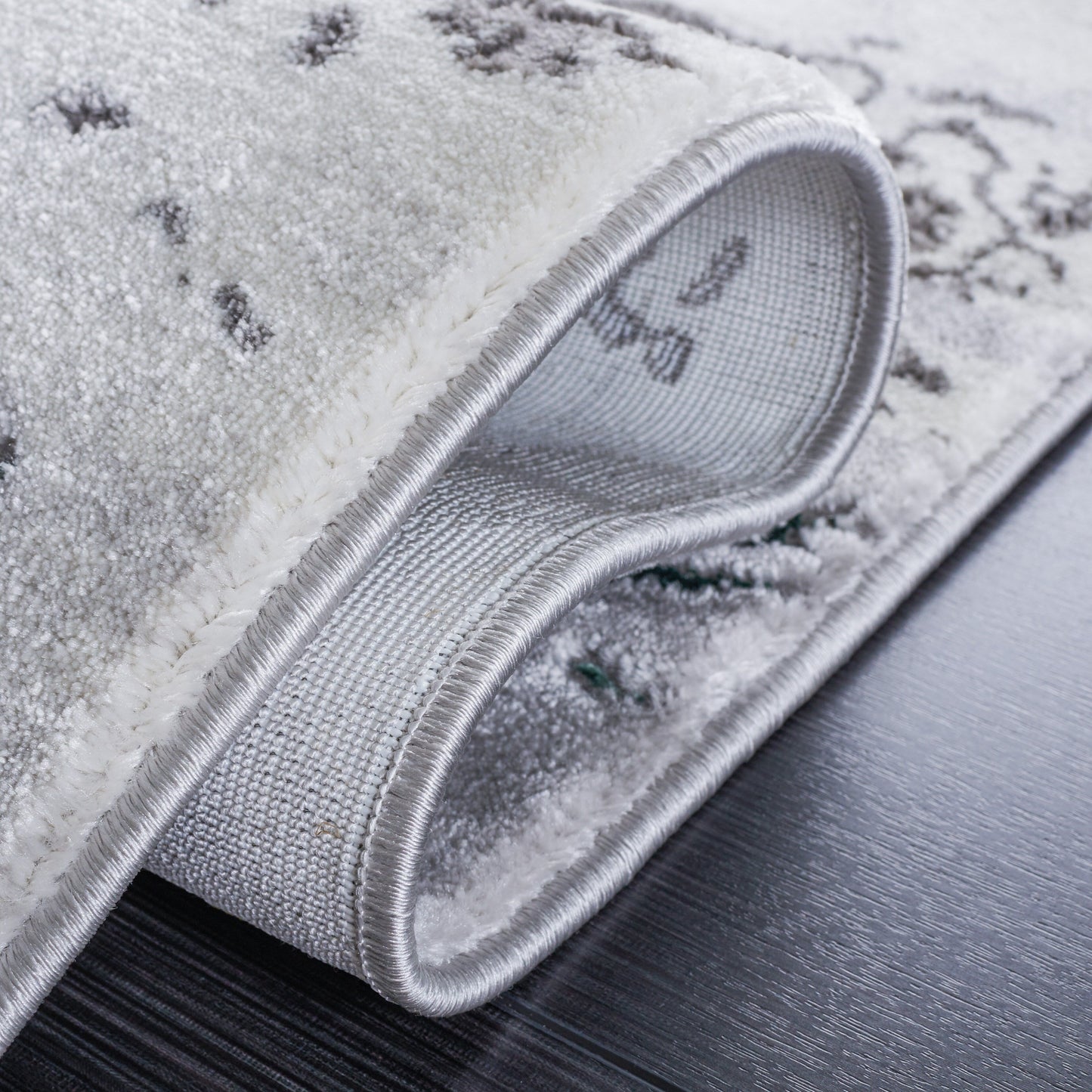 Tapis moderne et contemporain SAFAVIEH Craft Imola