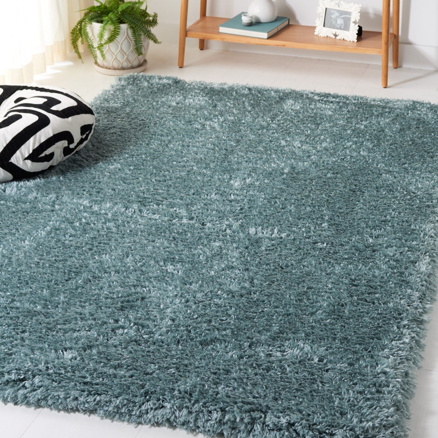 Tapis SAFAVIEH Flokati Shag Wynne de 2,75 pouces d'épaisseur