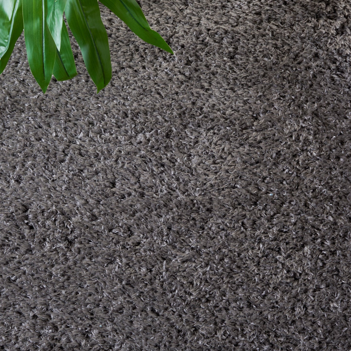 Tapis SAFAVIEH Flokati Shag Wynne de 2,75 pouces d'épaisseur