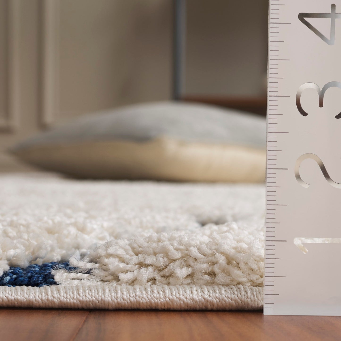 Tapis SAFAVIEH Florida Shag Staka à motifs de vagues abstraites de 3 cm