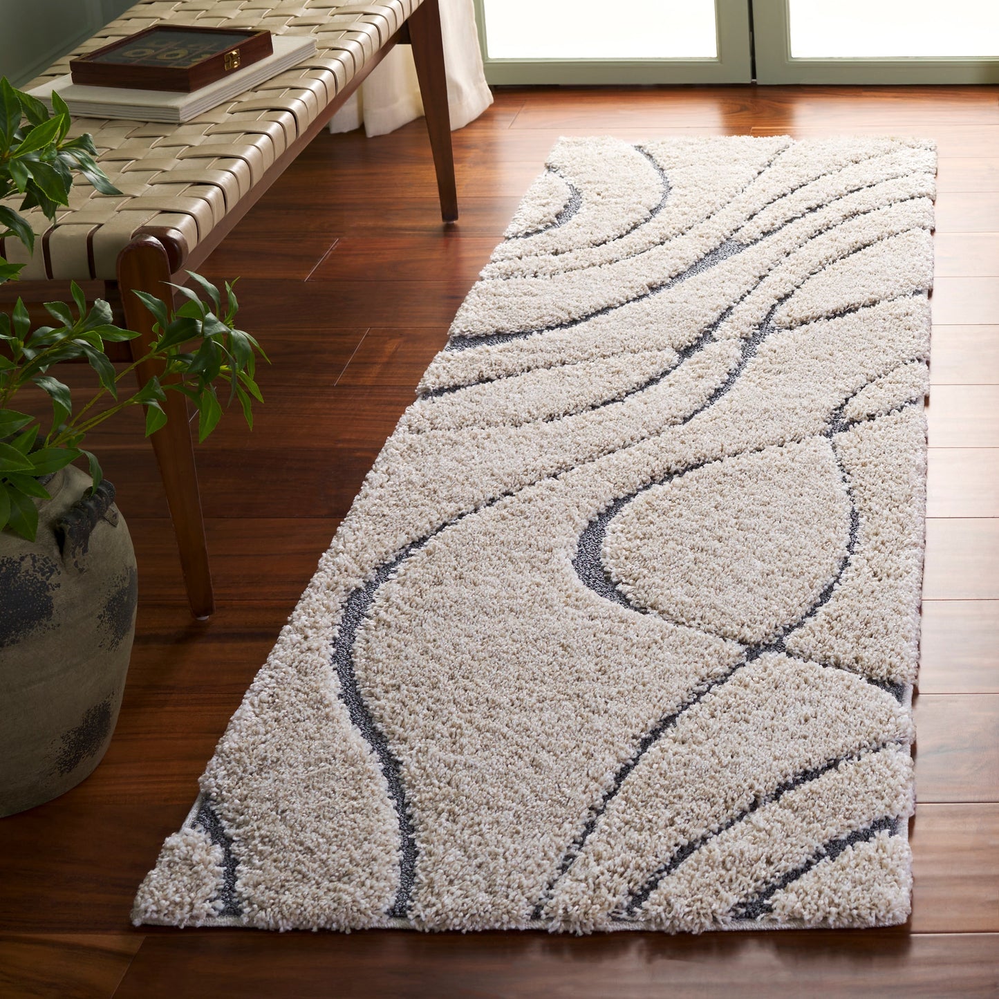 Tapis SAFAVIEH Florida Shag Staka à motifs de vagues abstraites de 3 cm