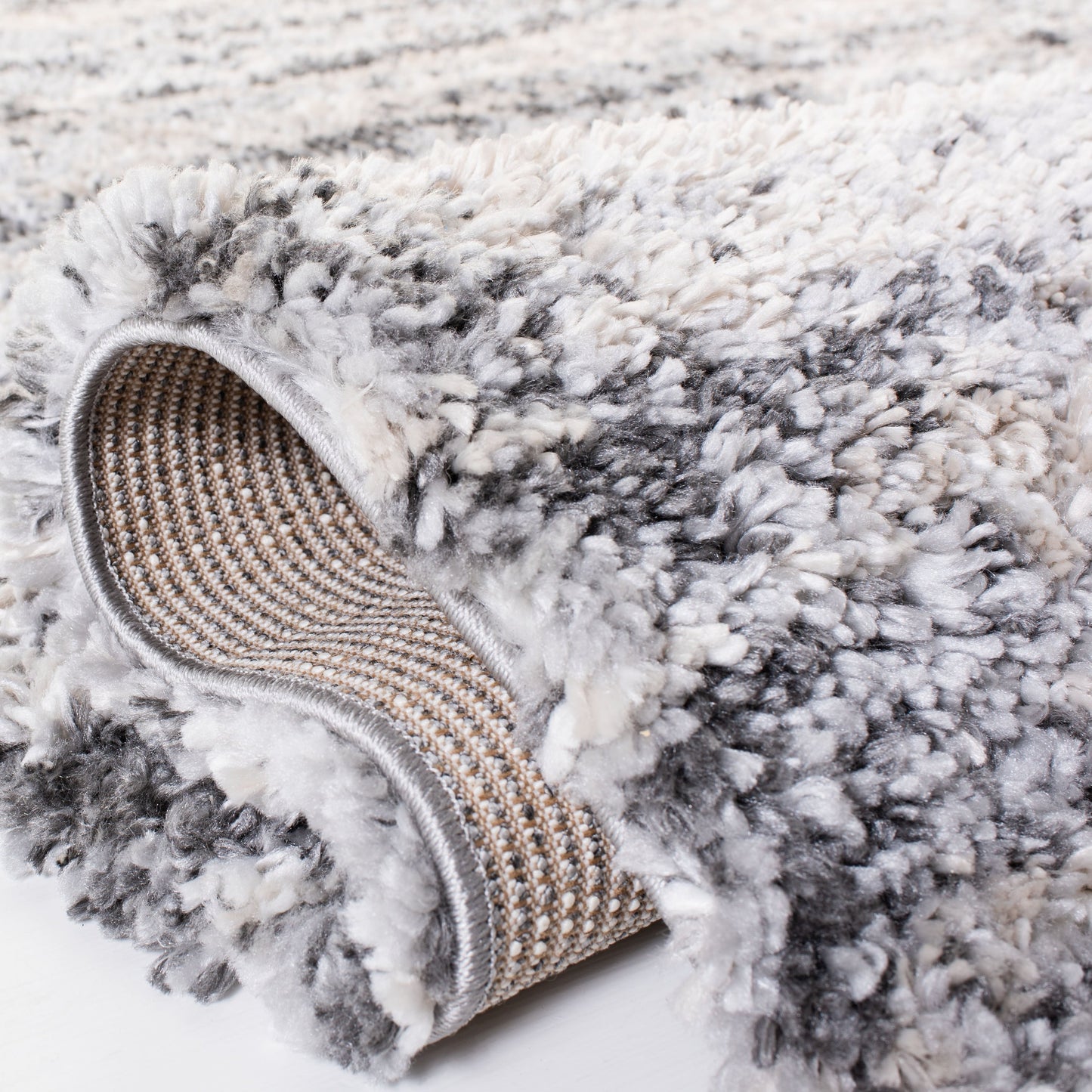 Tapis moderne abstrait SAFAVIEH Fontana Shag Lenchen de 2 pouces d'épaisseur