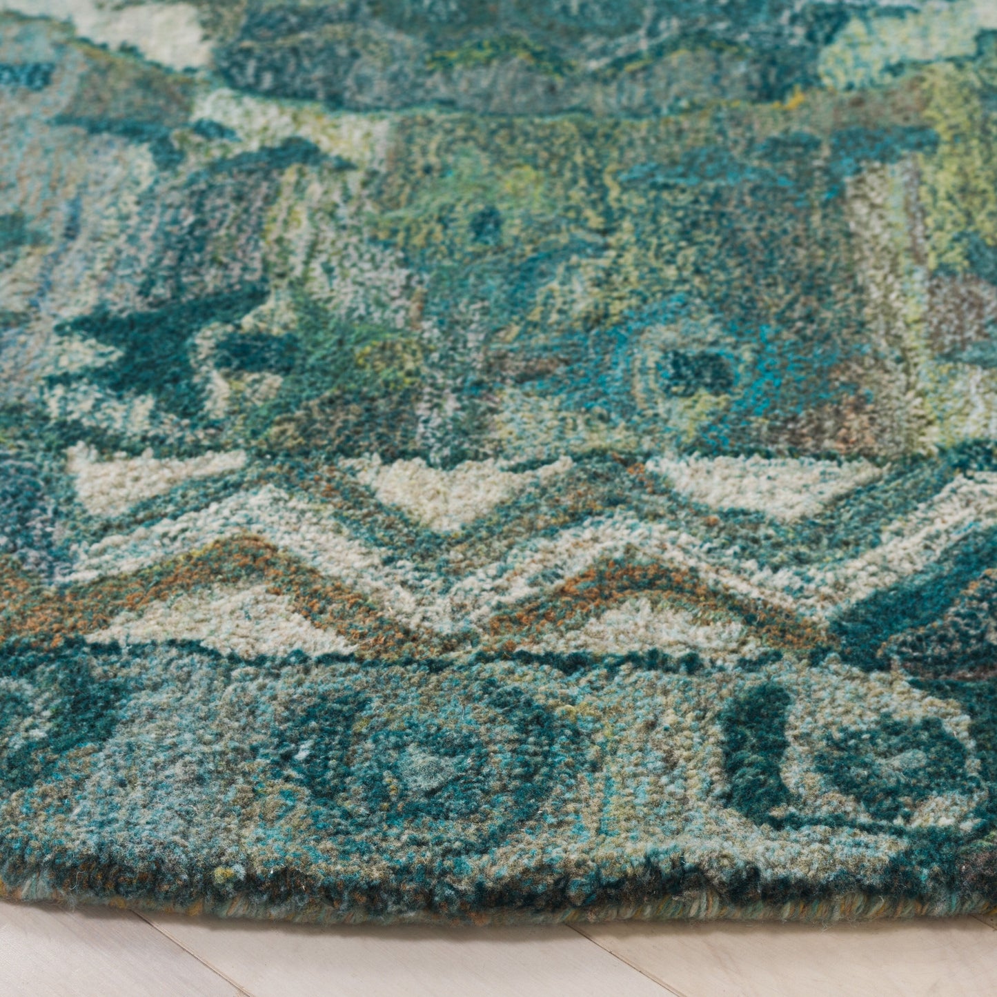 Tapis traditionnel d'Anatolie Piedad fait main SAFAVIEH