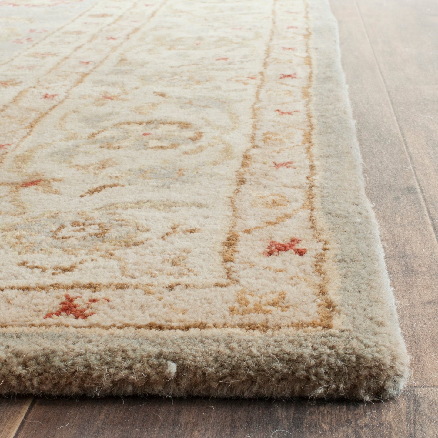 Tapis oriental traditionnel en laine Maysoun fait main SAFAVIEH