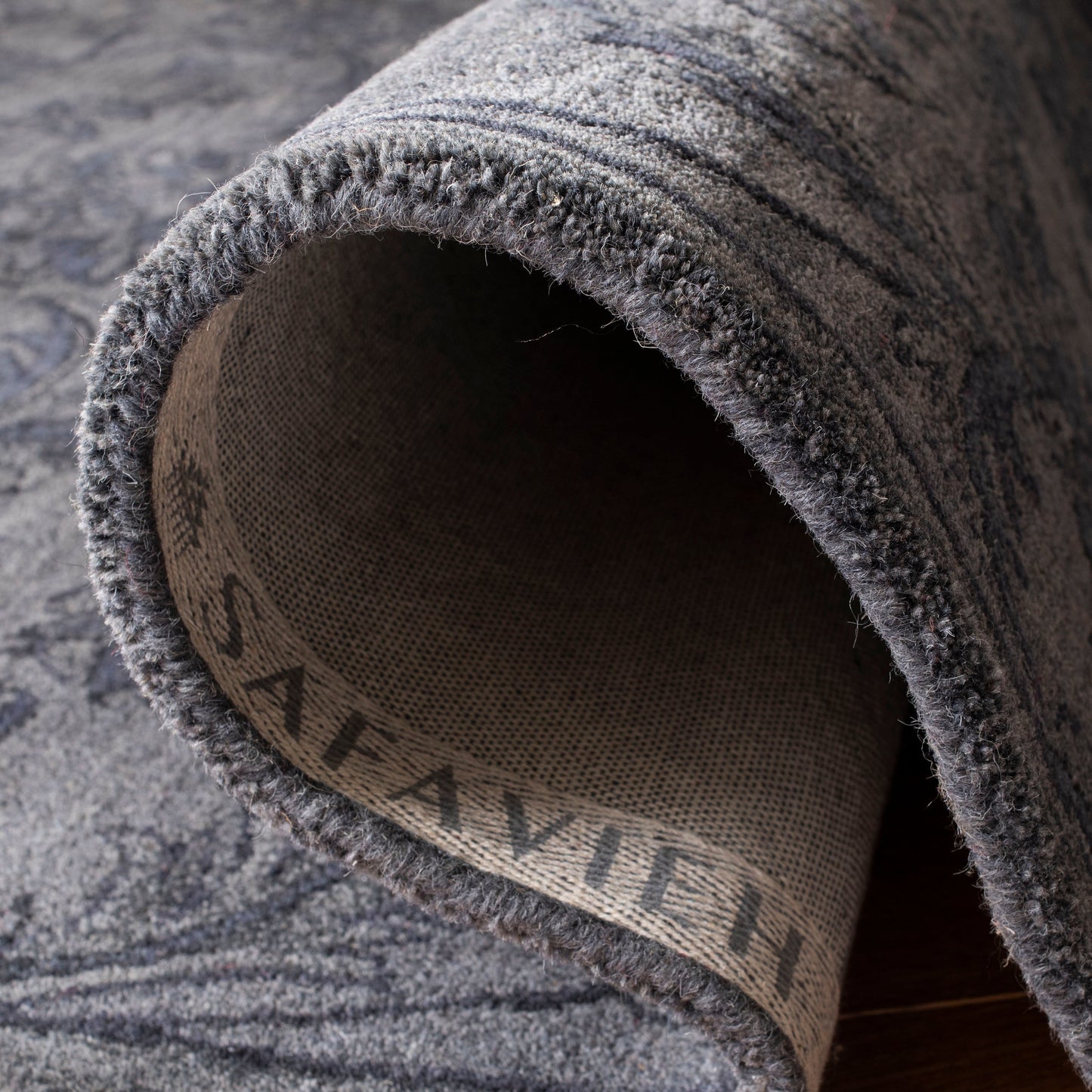 Tapis oriental traditionnel en laine SAFAVIEH, fait main, style antique, Rukija