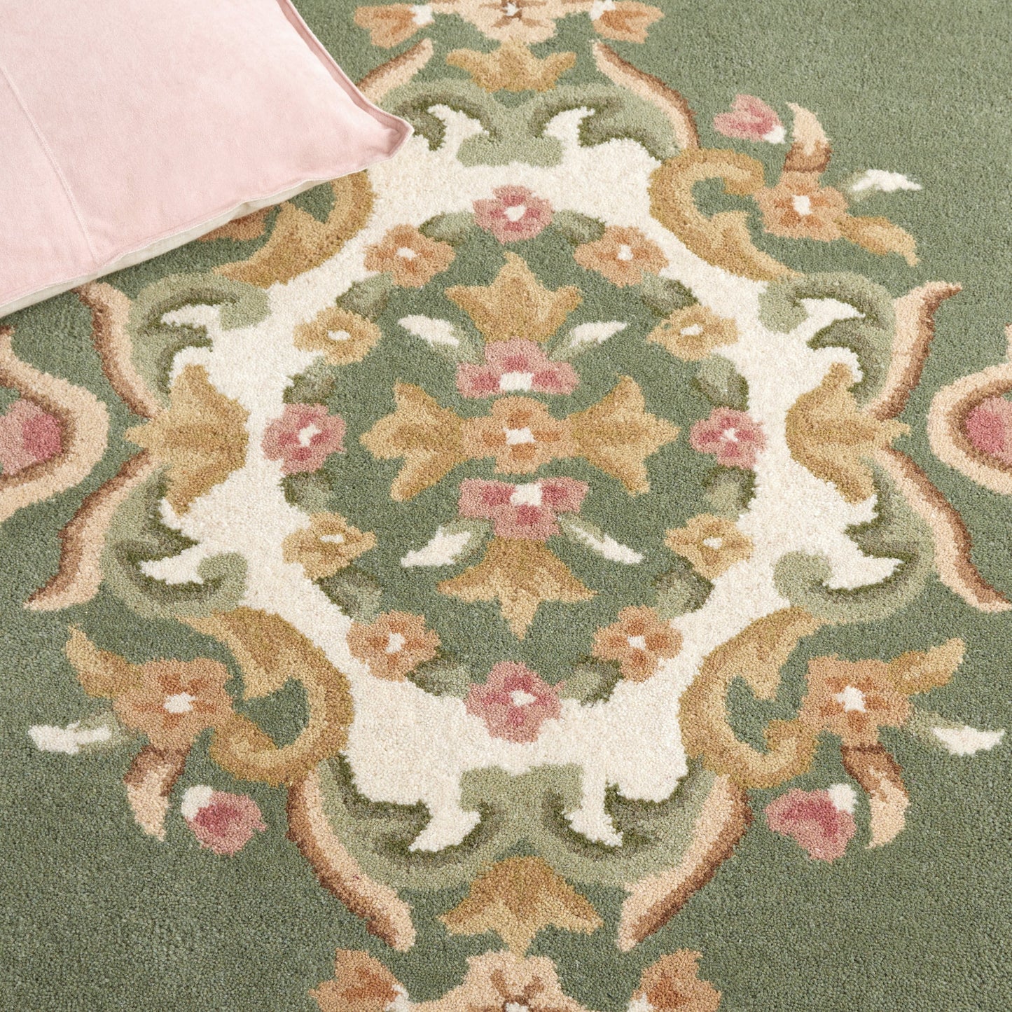 Tapis traditionnel en laine Aubusson Hale fait main SAFAVIEH.