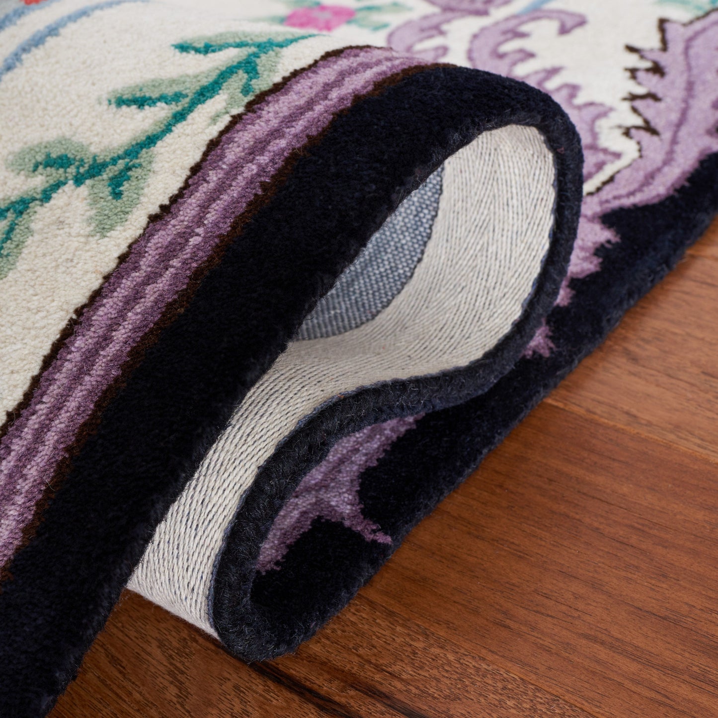 Tapis médaillon oriental en laine fait main Bellagio Tatevik de SAFAVIEH