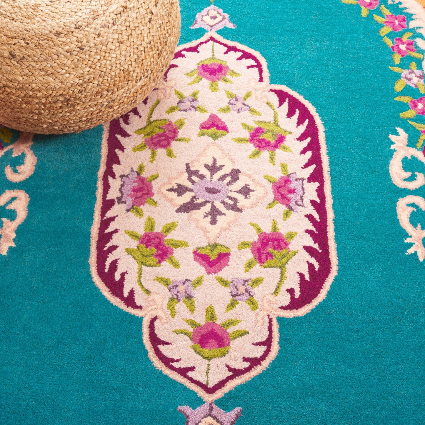 Tapis médaillon oriental en laine fait main Bellagio Tatevik de SAFAVIEH