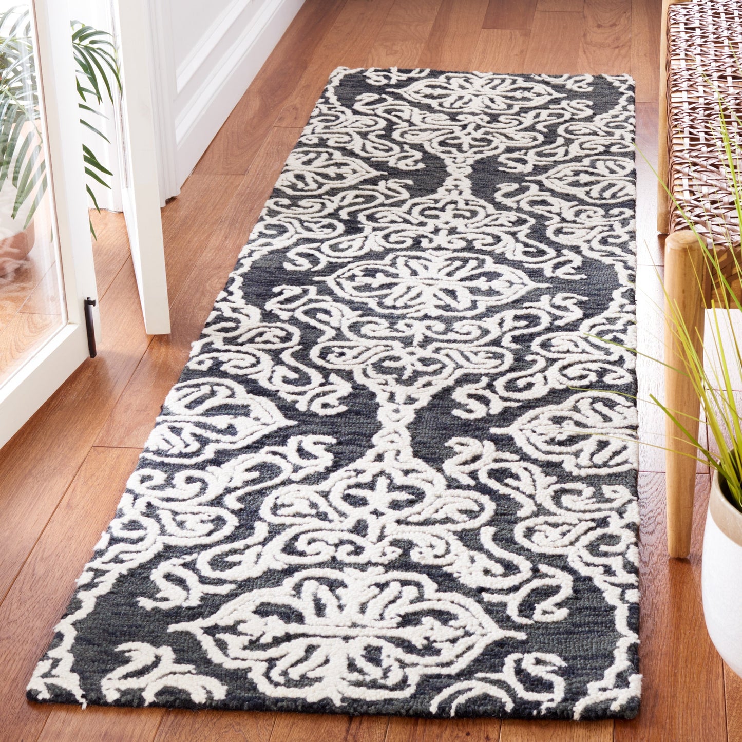 Tapis moderne en laine florale SAFAVIEH fait main Blossom Cateluta