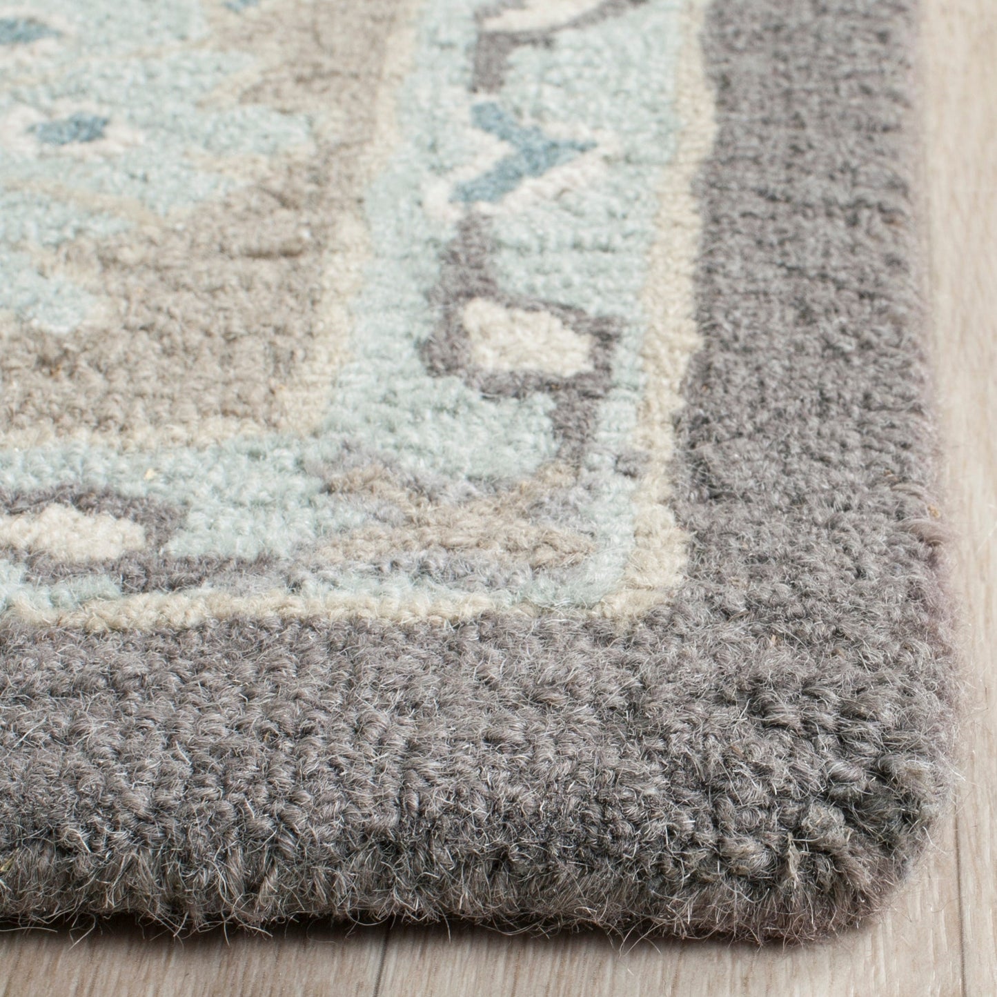 Tapis moderne en laine florale SAFAVIEH fait main Blossom Gulperi