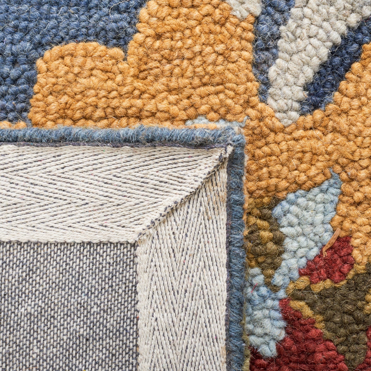 Tapis moderne en laine florale fait main SAFAVIEH Blossom Maaret