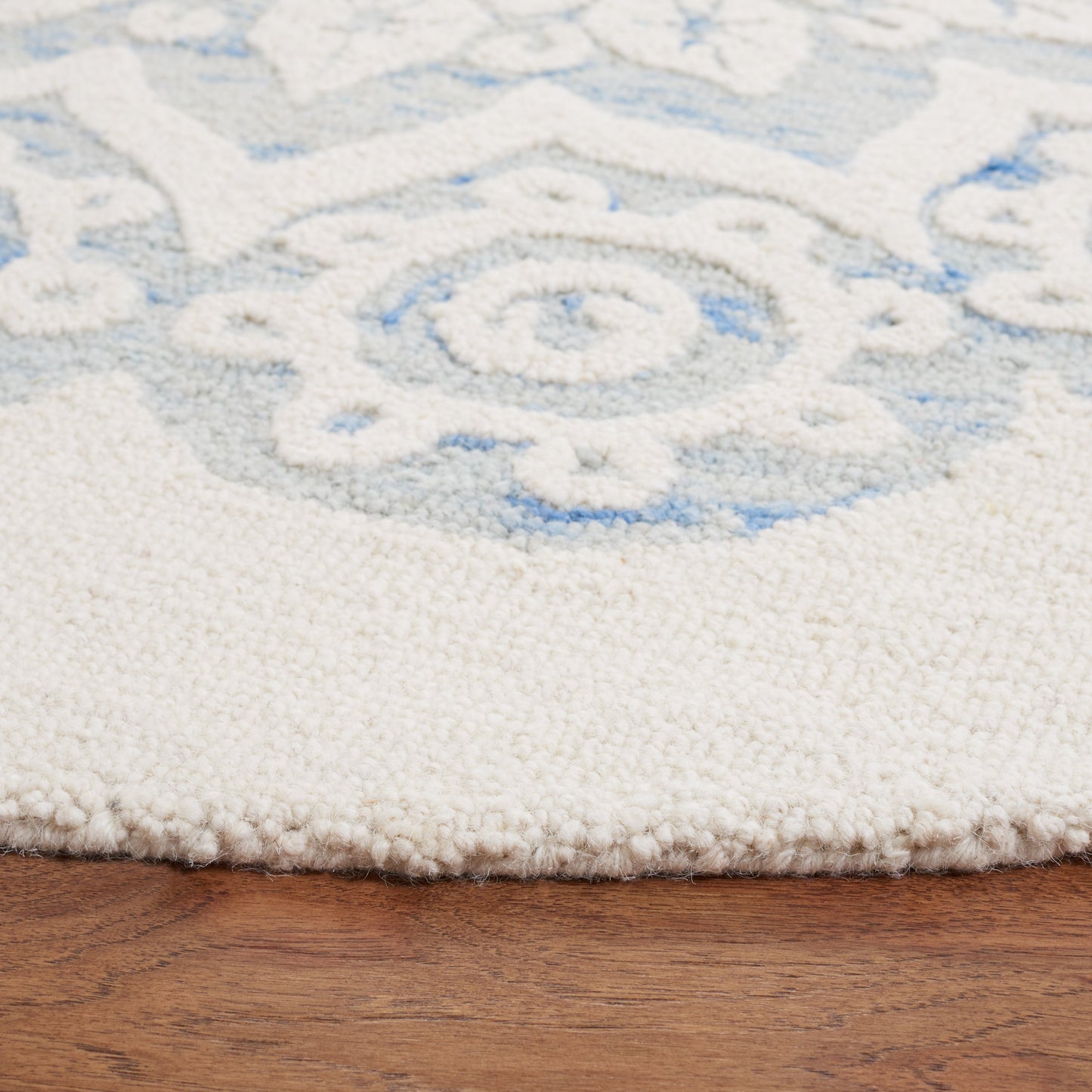 Tapis moderne en laine florale fait main SAFAVIEH Blossom Oriella