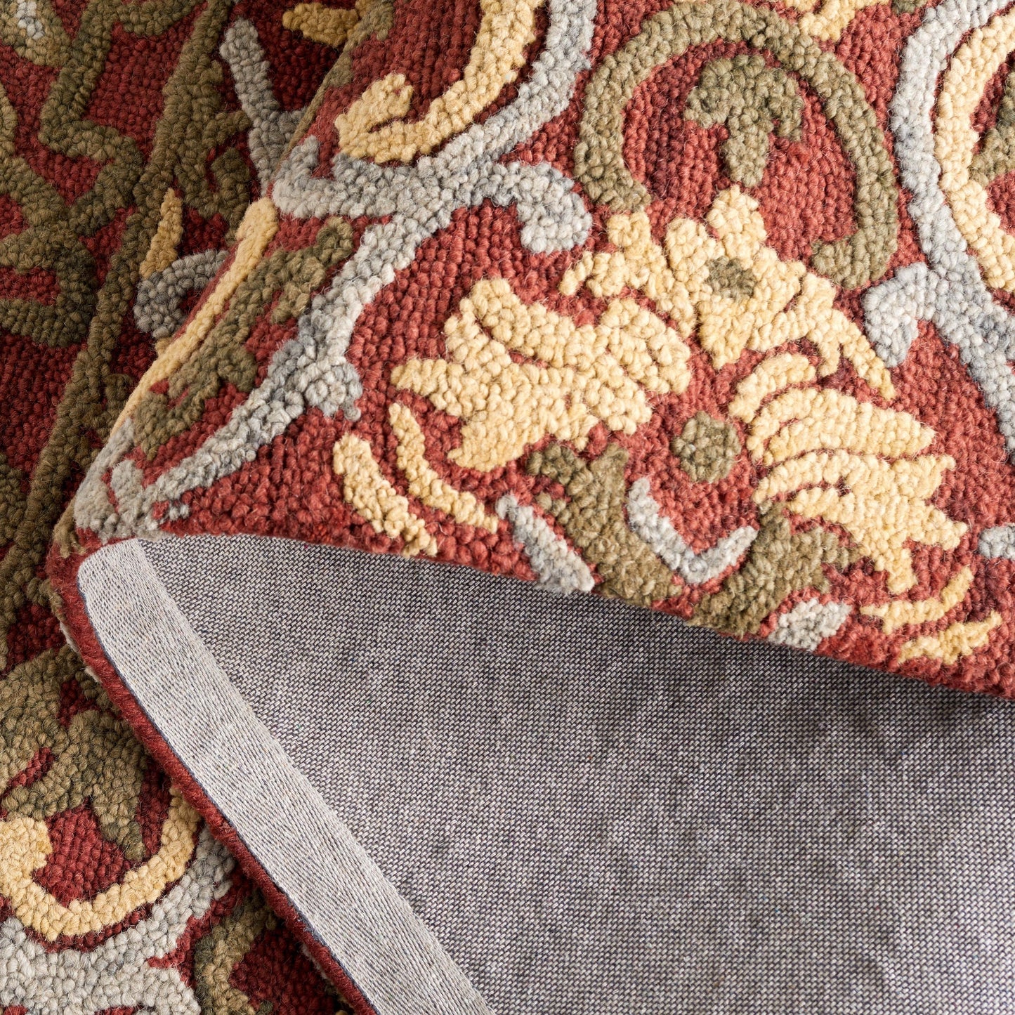 Tapis en laine floral SAFAVIEH fait main Blossom Porzia