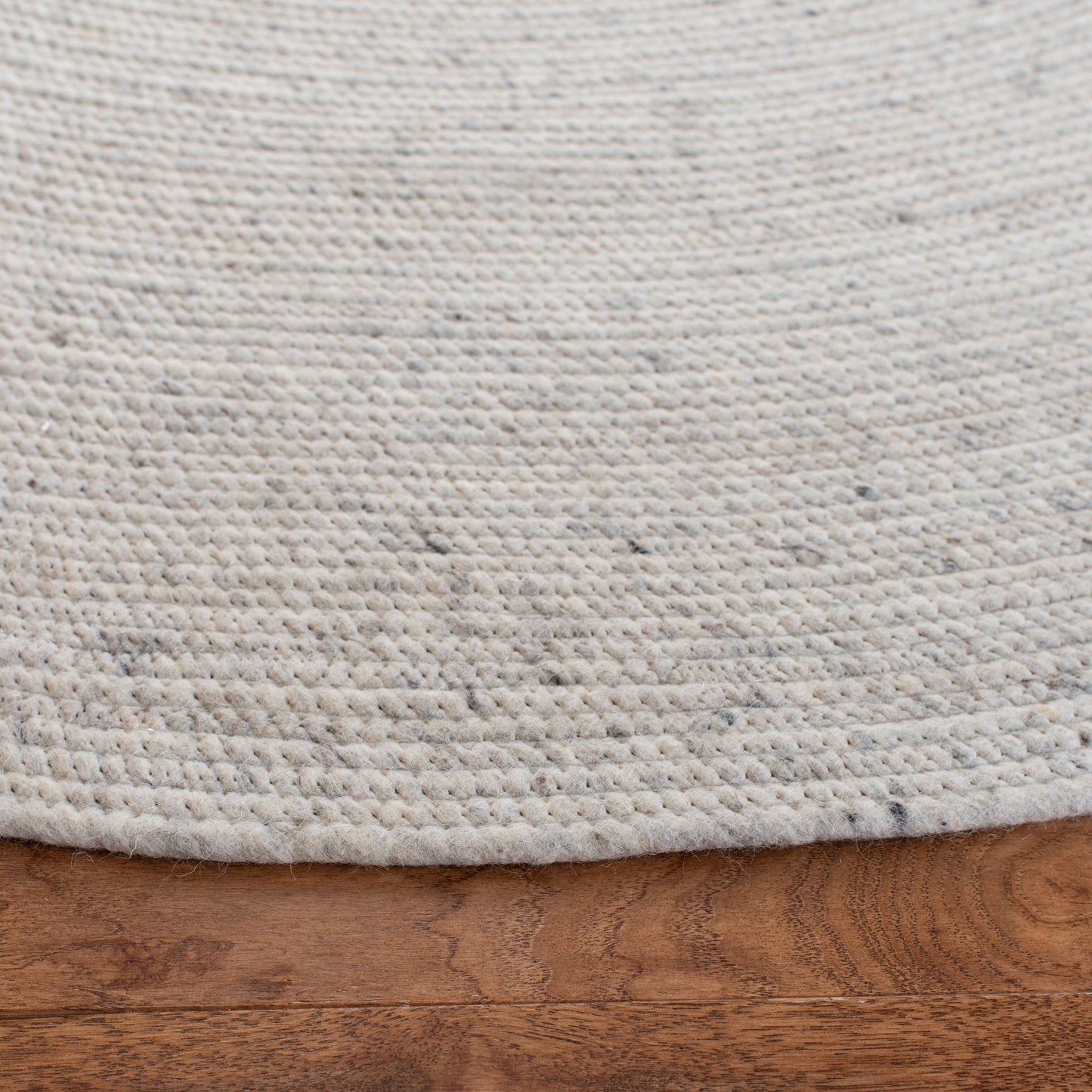 Tapis de campagne en laine tressée à la main SAFAVIEH