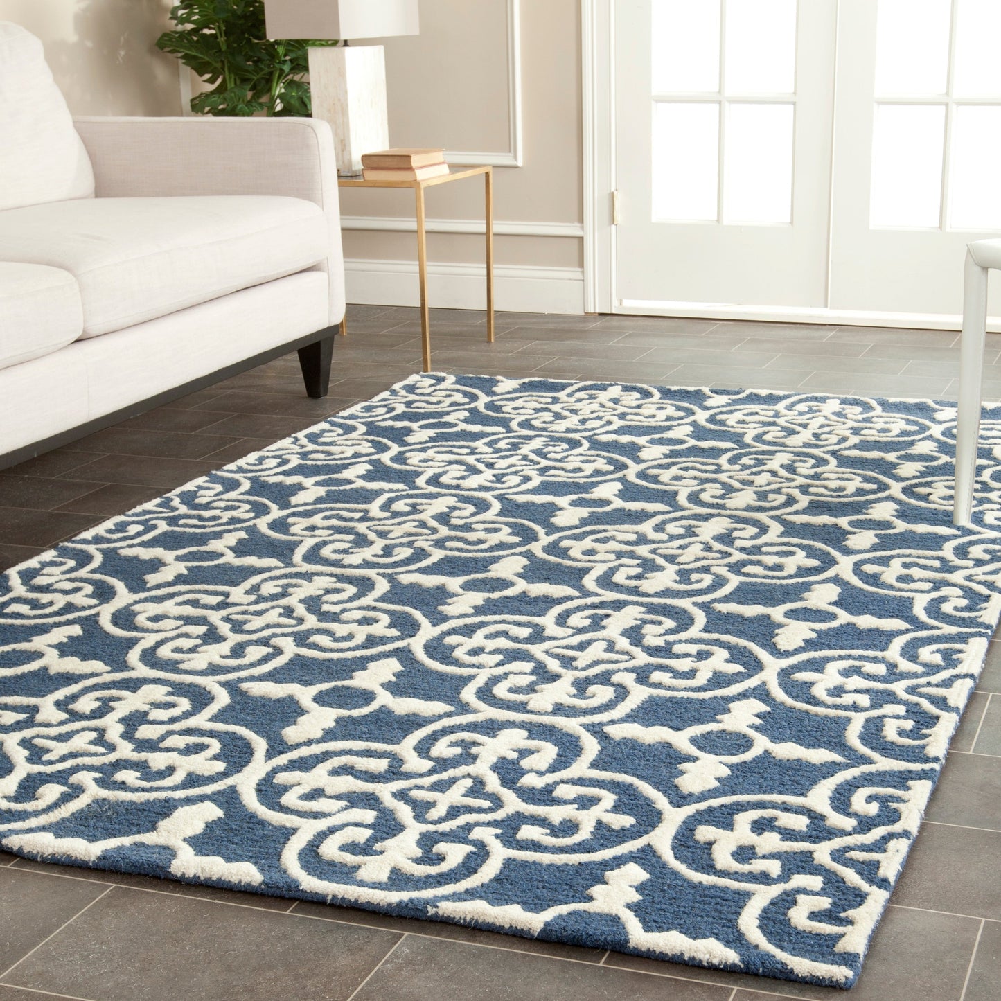 Tapis moderne en laine Shigemi Cambridge fait main SAFAVIEH