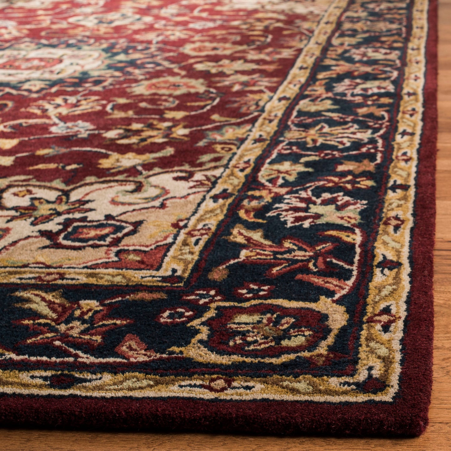Tapis oriental traditionnel en laine SAFAVIEH fait main classique Gordana