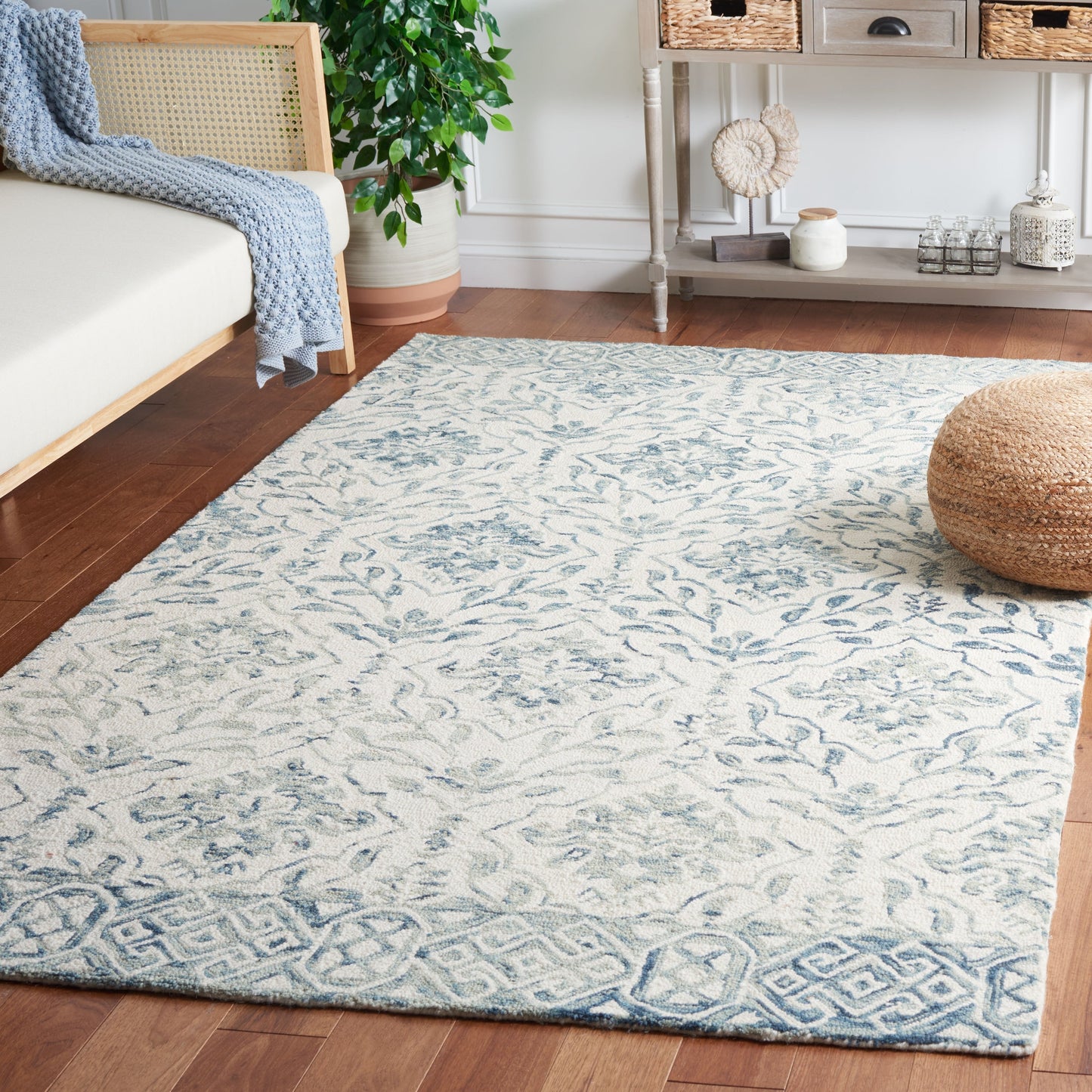 Tapis en laine florale Elvedina fait main SAFAVIEH, teint par immersion