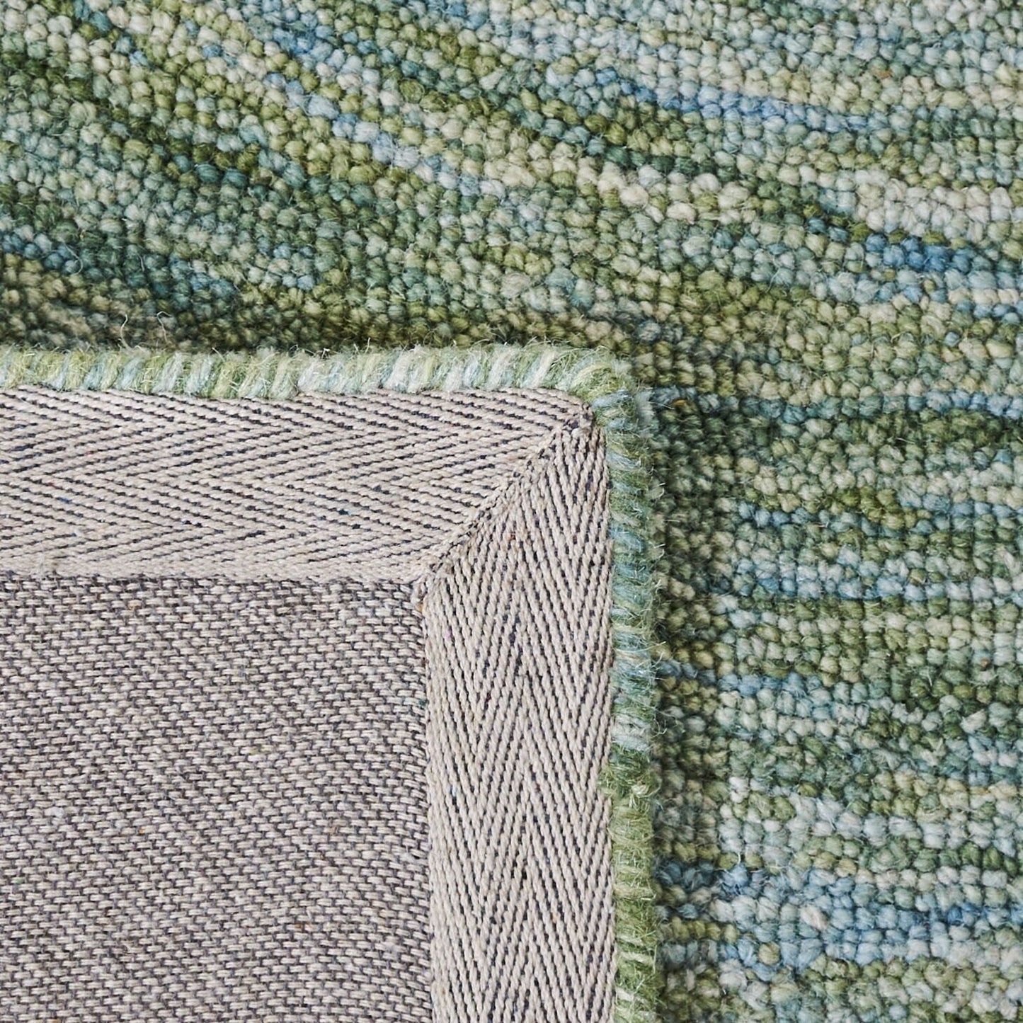 Tapis en laine Ikat Maddison fait main SAFAVIEH