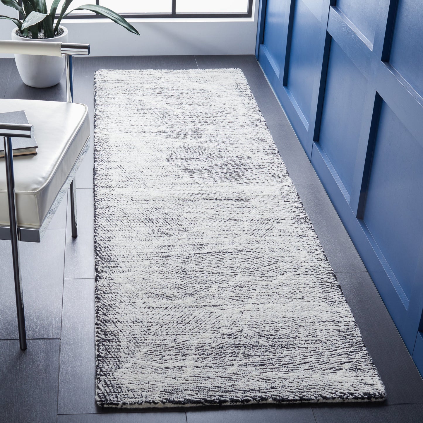 Tapis en laine fait main SAFAVIEH Metro Rozsika de style campagnard français