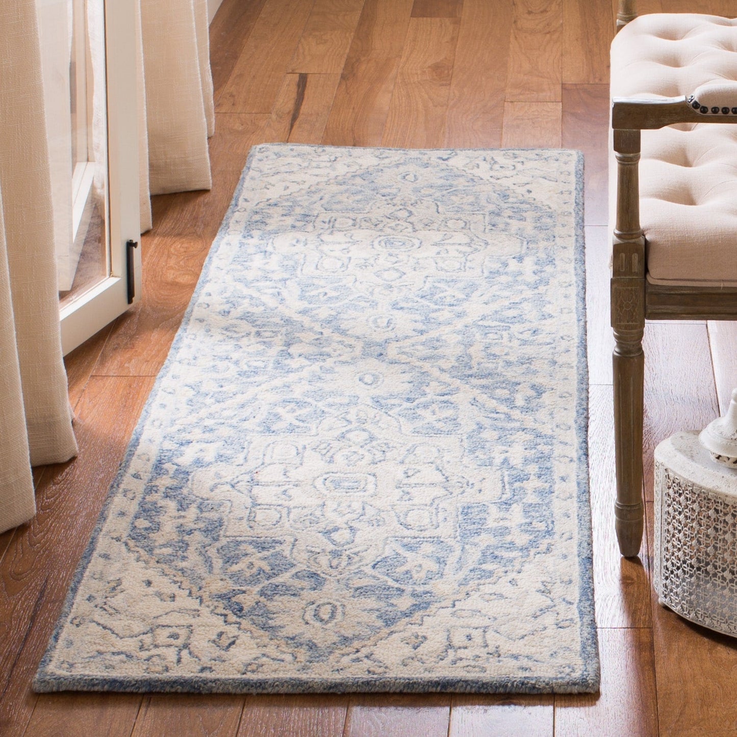 Tapis en laine à micro-boucles Gulseven fait main SAFAVIEH
