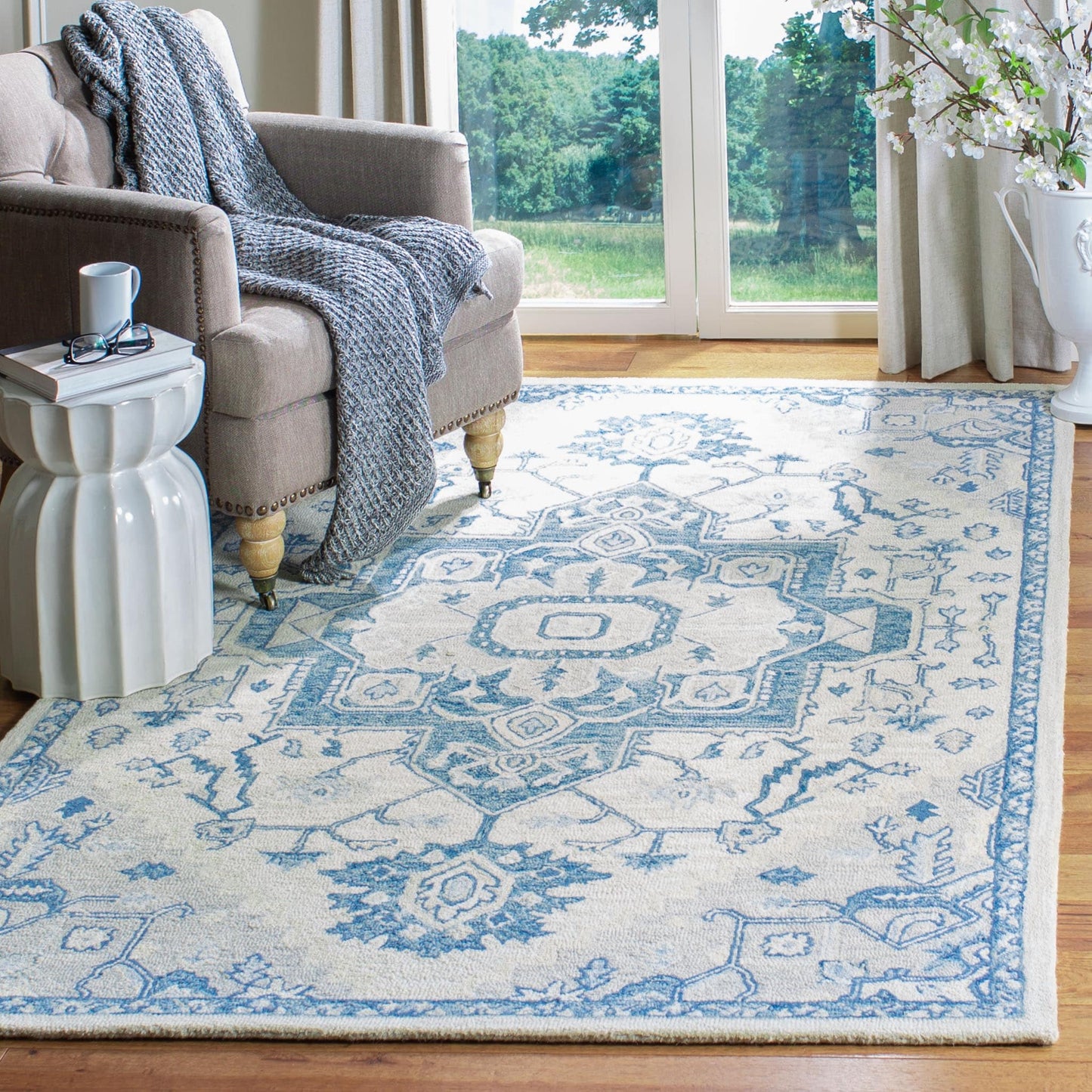 Tapis en laine à micro-boucles Gulseven fait main SAFAVIEH