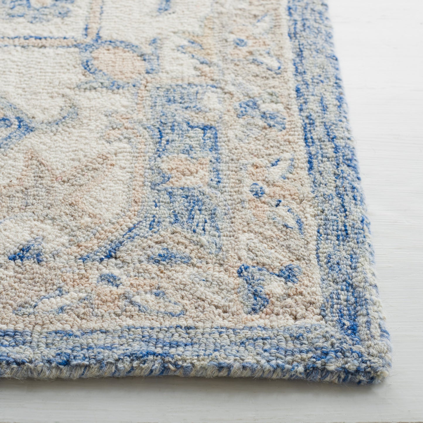 Tapis en laine à micro-boucles Gulseven fait main SAFAVIEH
