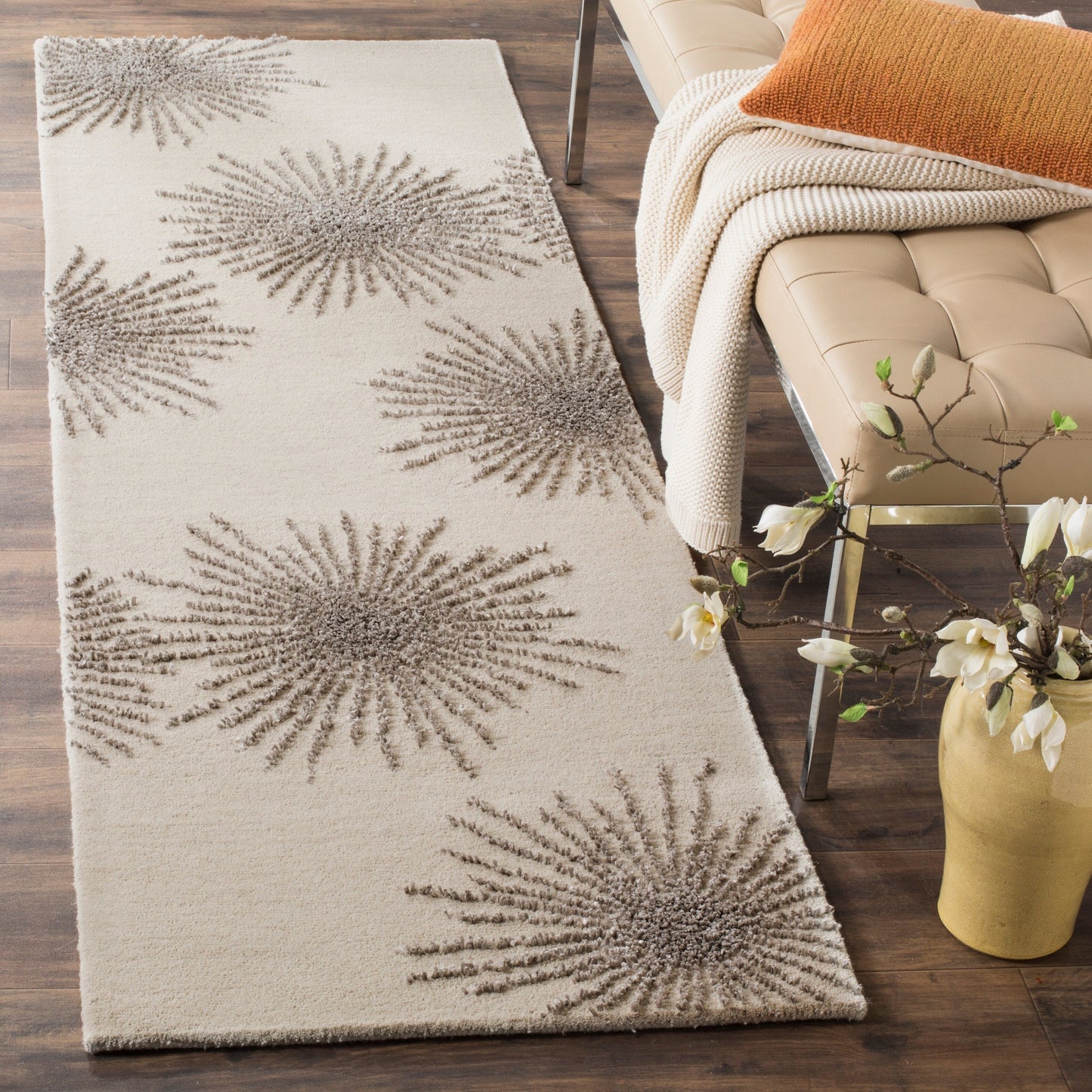 Tapis en laine de Nouvelle-Zélande fait main SAFAVIEH Soho Sade