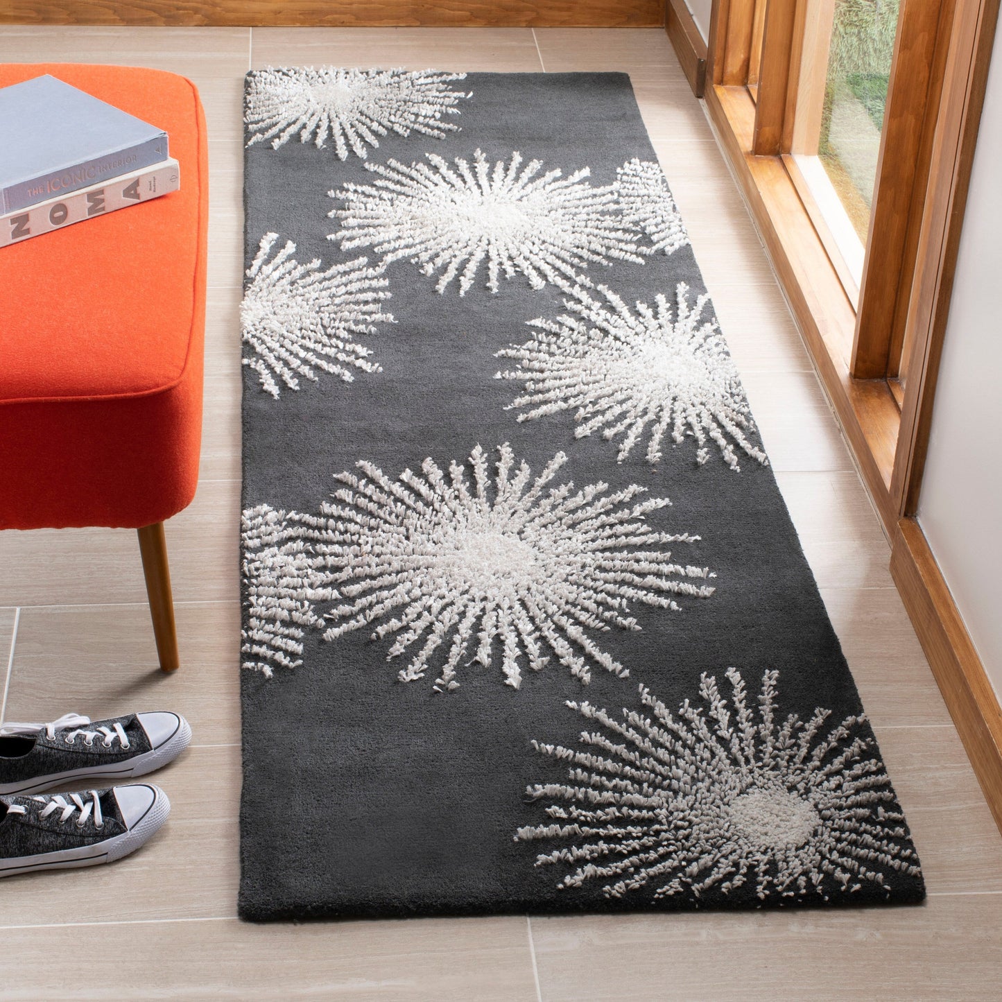 Tapis en laine de Nouvelle-Zélande fait main SAFAVIEH Soho Sade