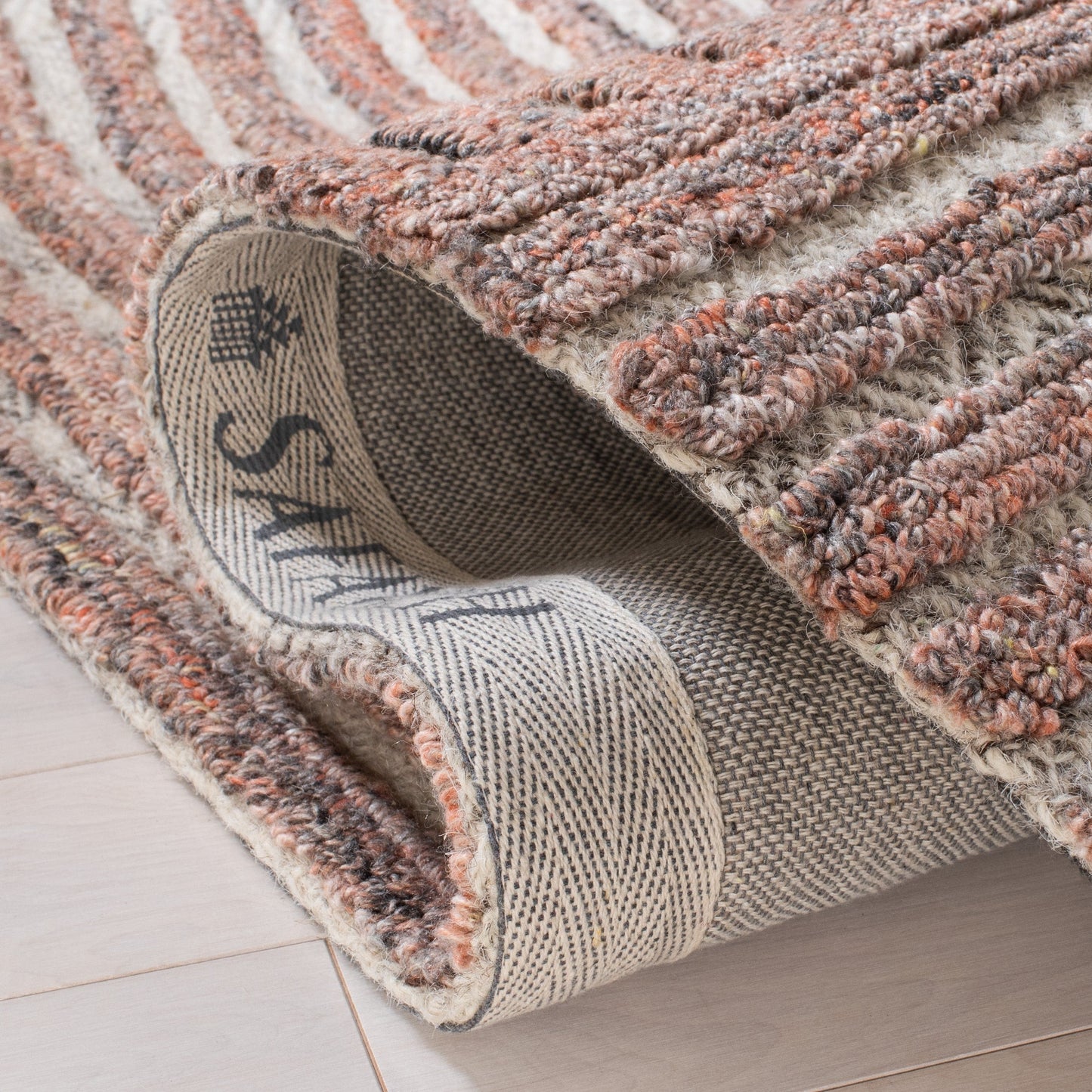 Tapis abstrait en laine fait main SAFAVIEH Southampton Asha